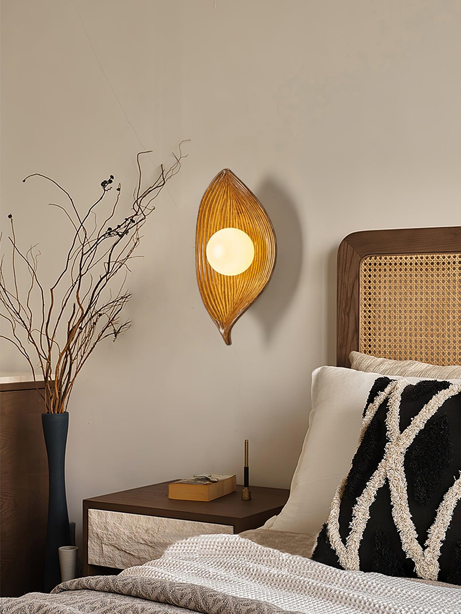Lirixa Leaf Canoe Resin Sconce Wall lamp-Neutral Decor