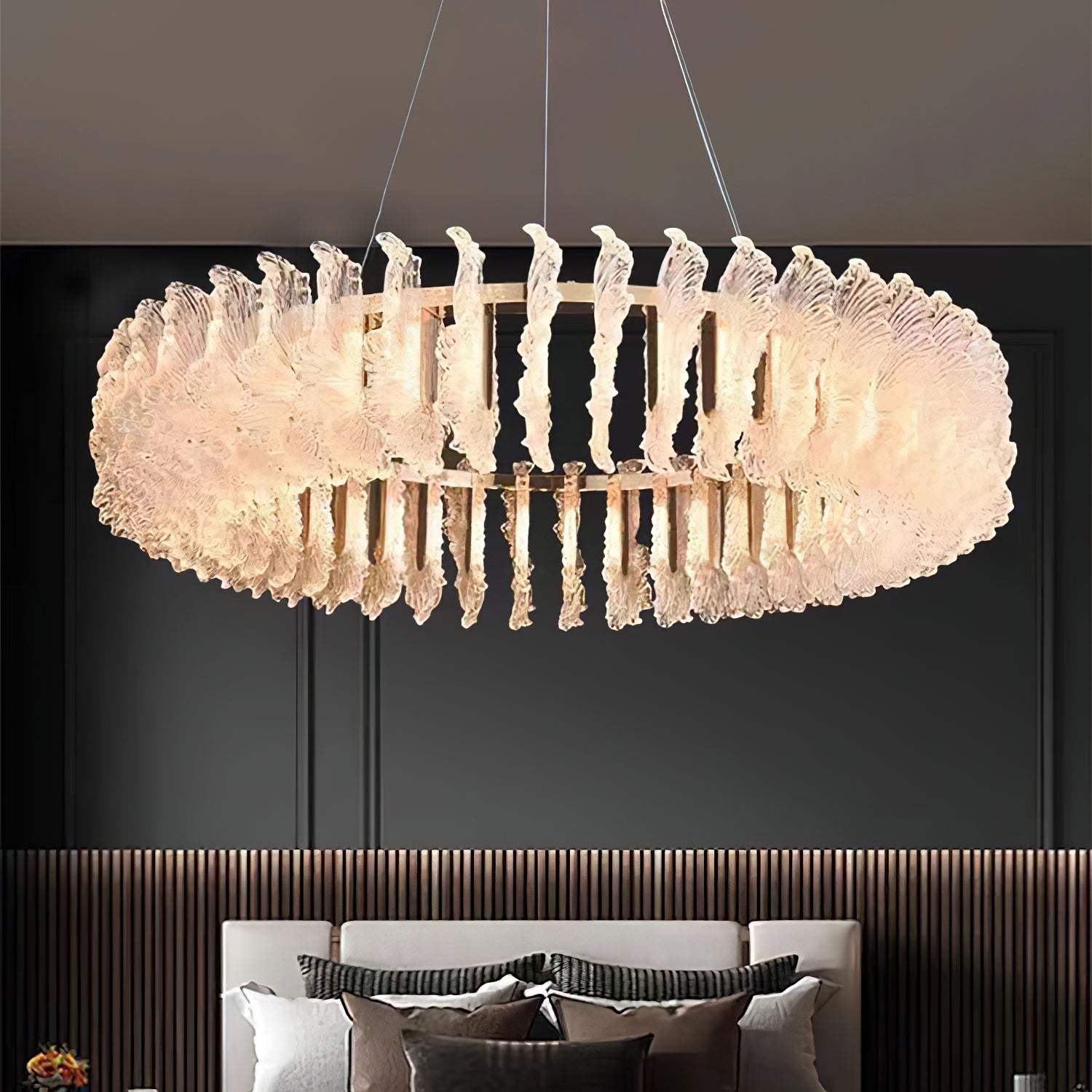 Ulcarir Chandelier