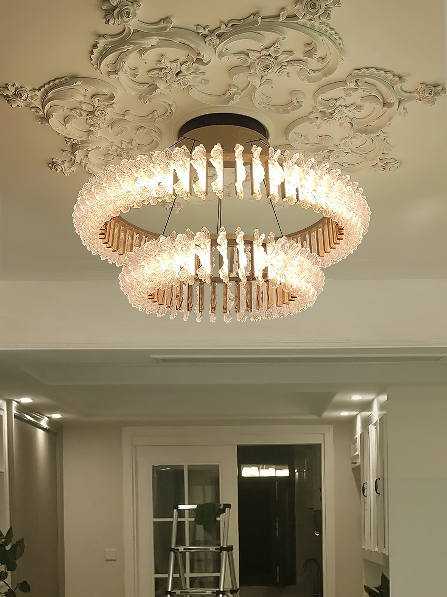 Ulcarir Chandelier