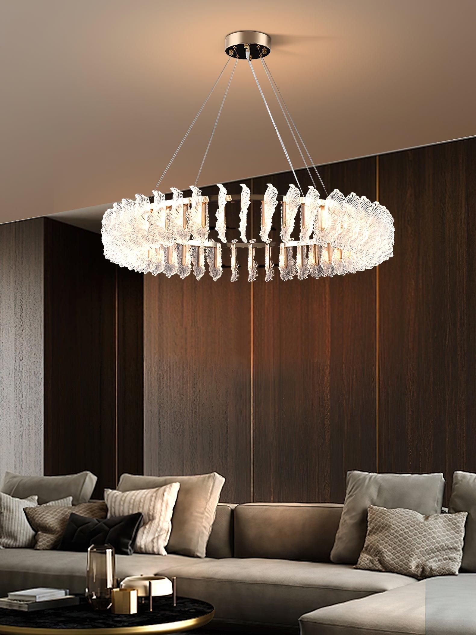 Ulcarir Chandelier