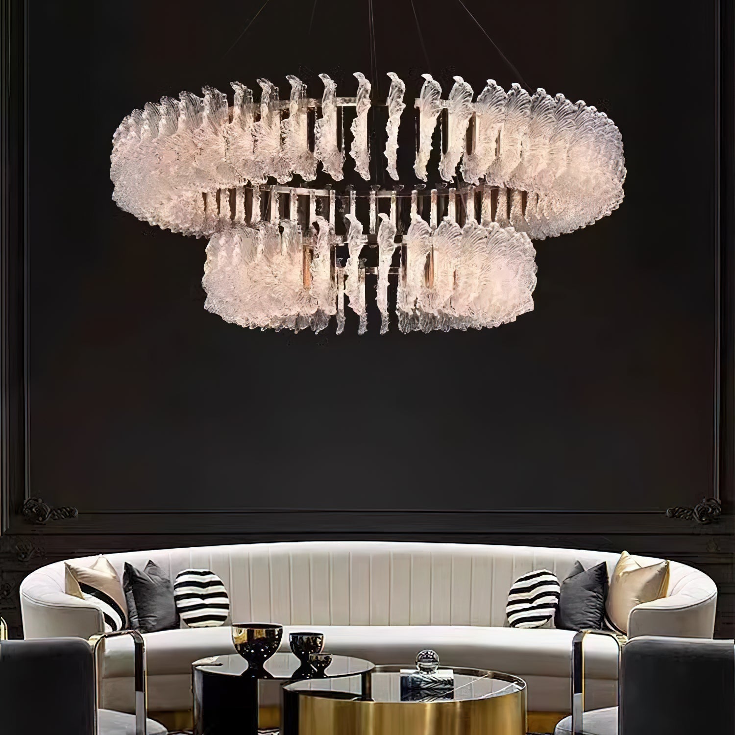 Ulcarir Chandelier