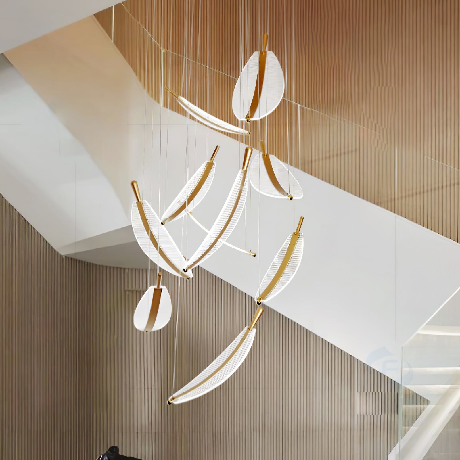 Kuo Chandelier Leaf Acrylic Gold Elegant Modern-Neutral Decor