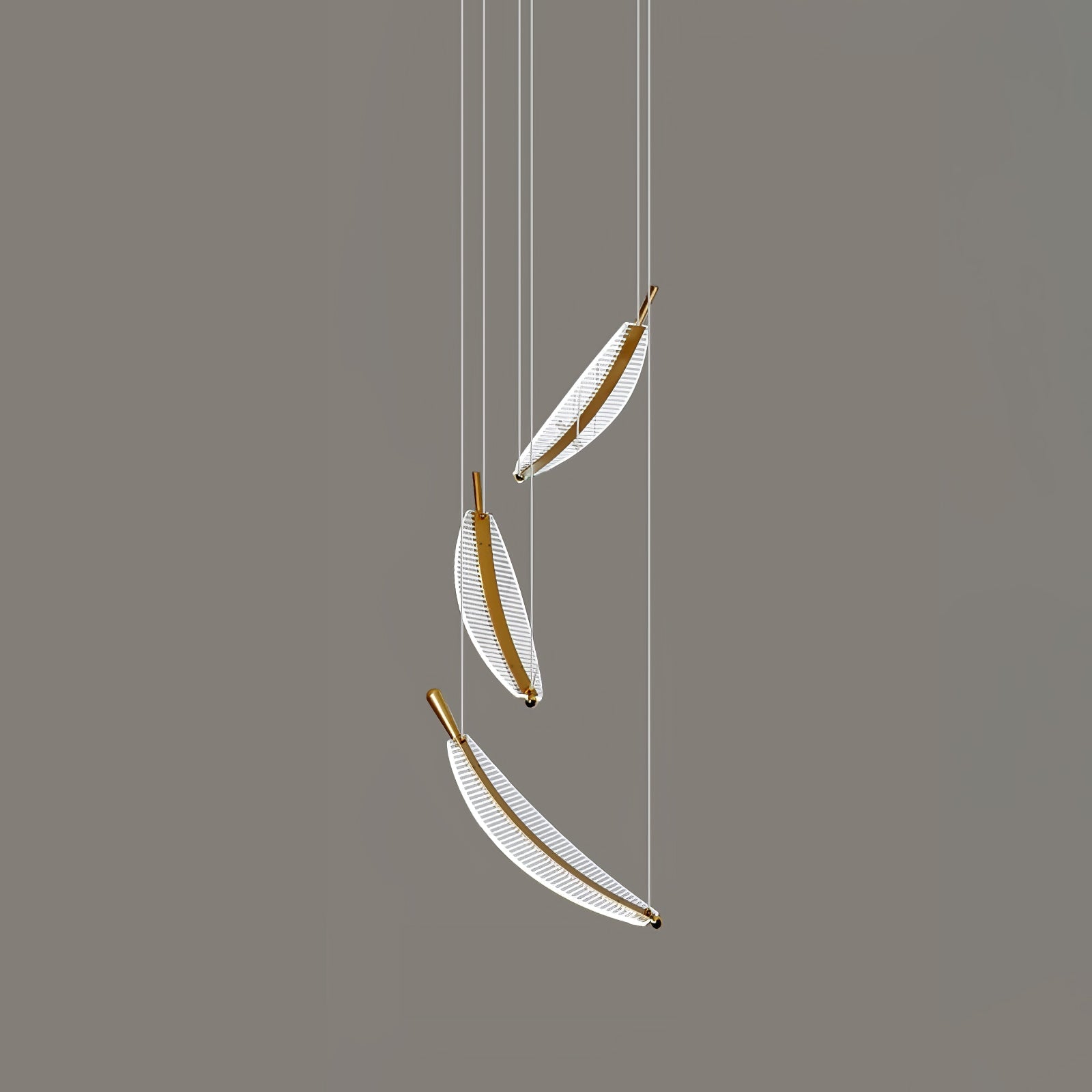 Kuo Chandelier Leaf Acrylic Gold Elegant Modern-Neutral Decor