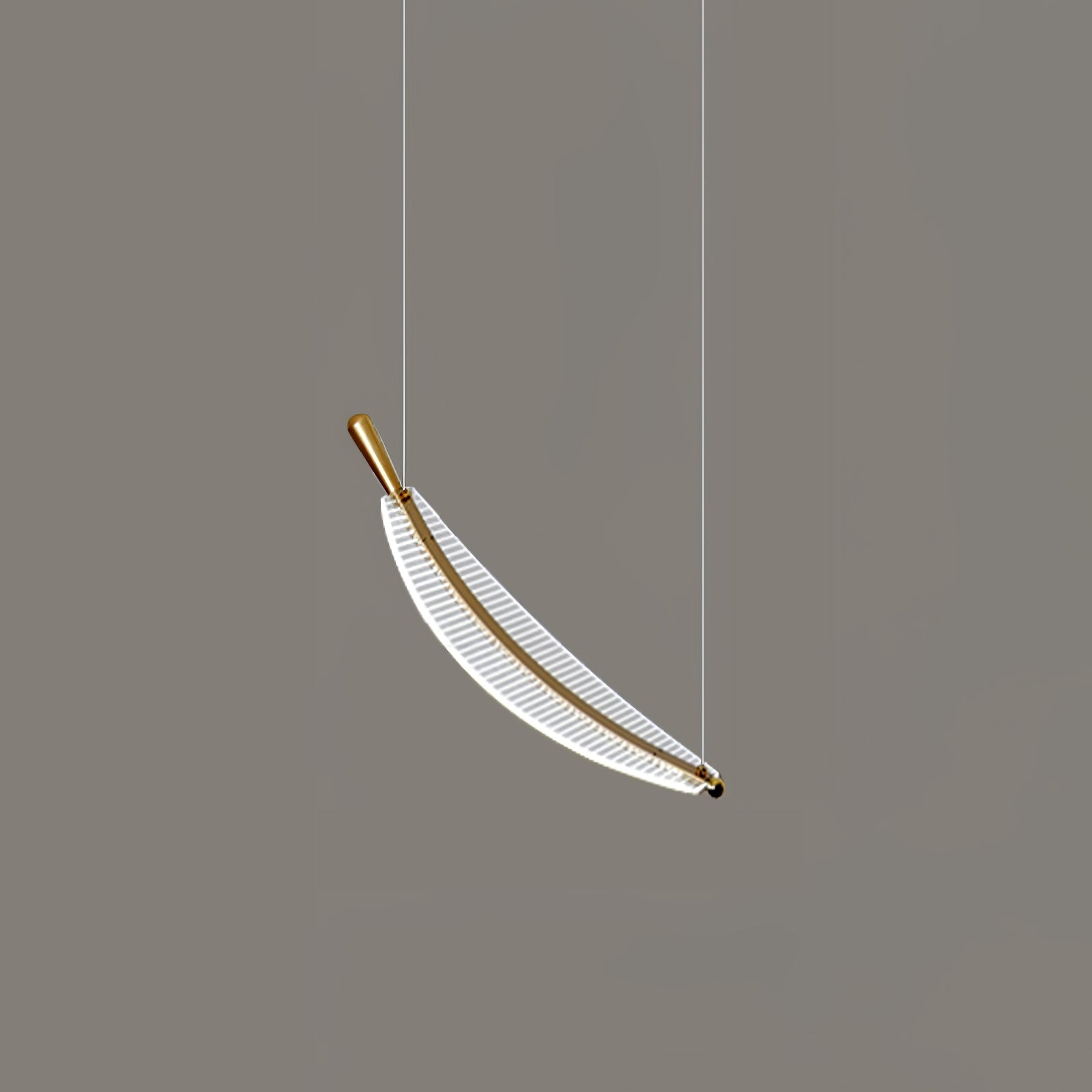 Kuo Chandelier Leaf Acrylic Gold Elegant Modern-Neutral Decor