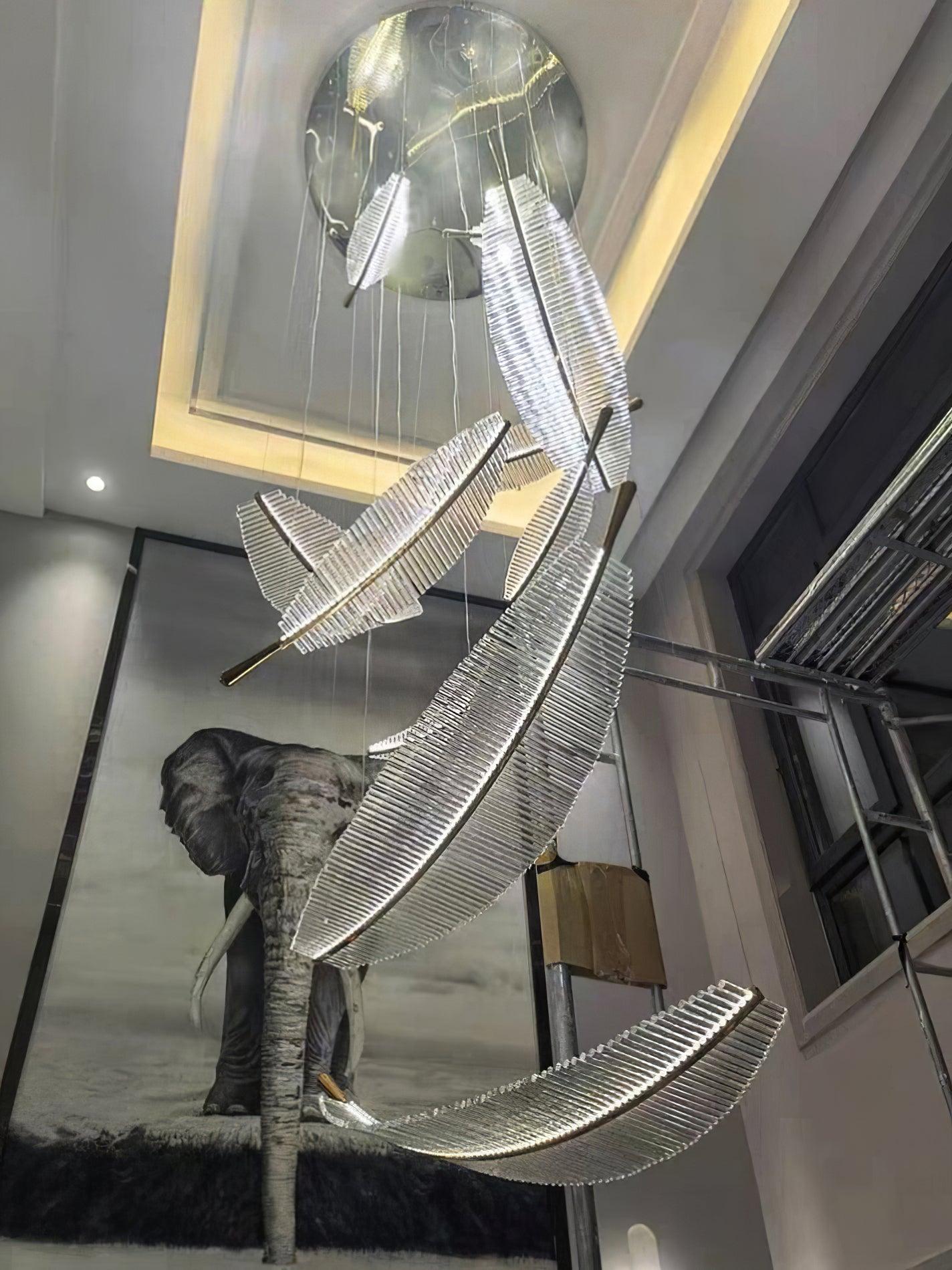 Kuo Chandelier Leaf Acrylic Gold Elegant Modern-Neutral Decor
