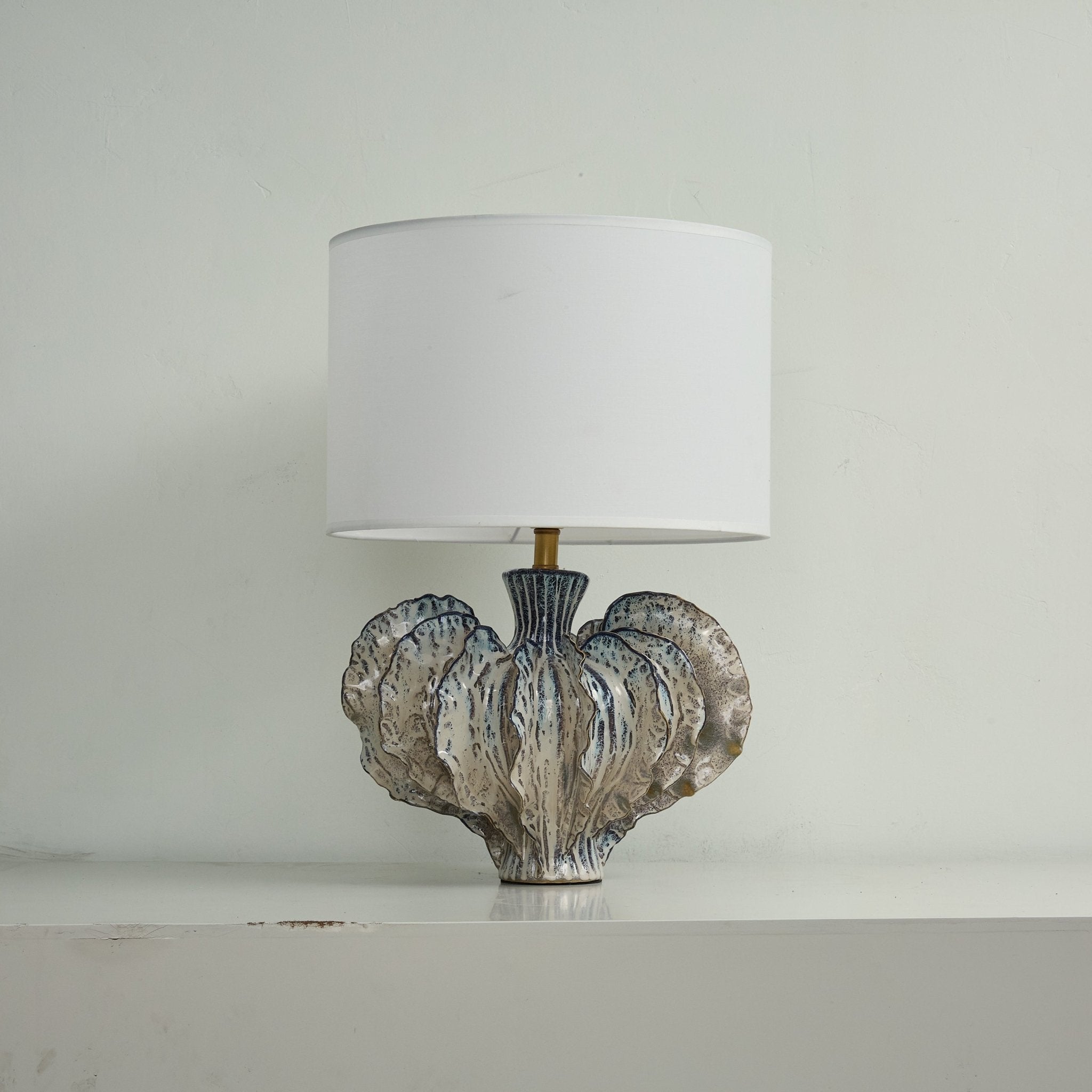 Leaf Shaped Ceramic Table Lamp-Neutral Decor