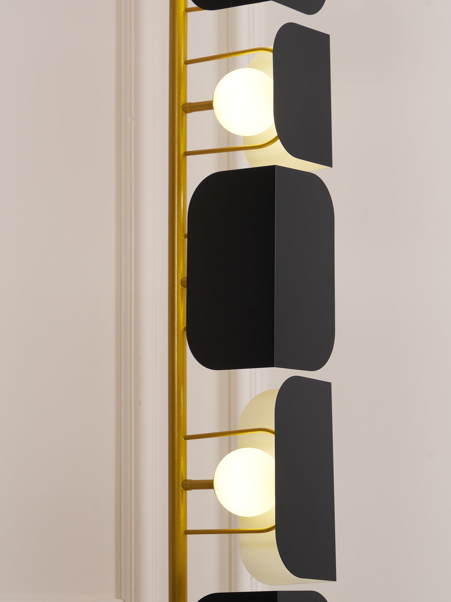 Catharil Modern Geometric Floor Lamp-Neutral Decor
