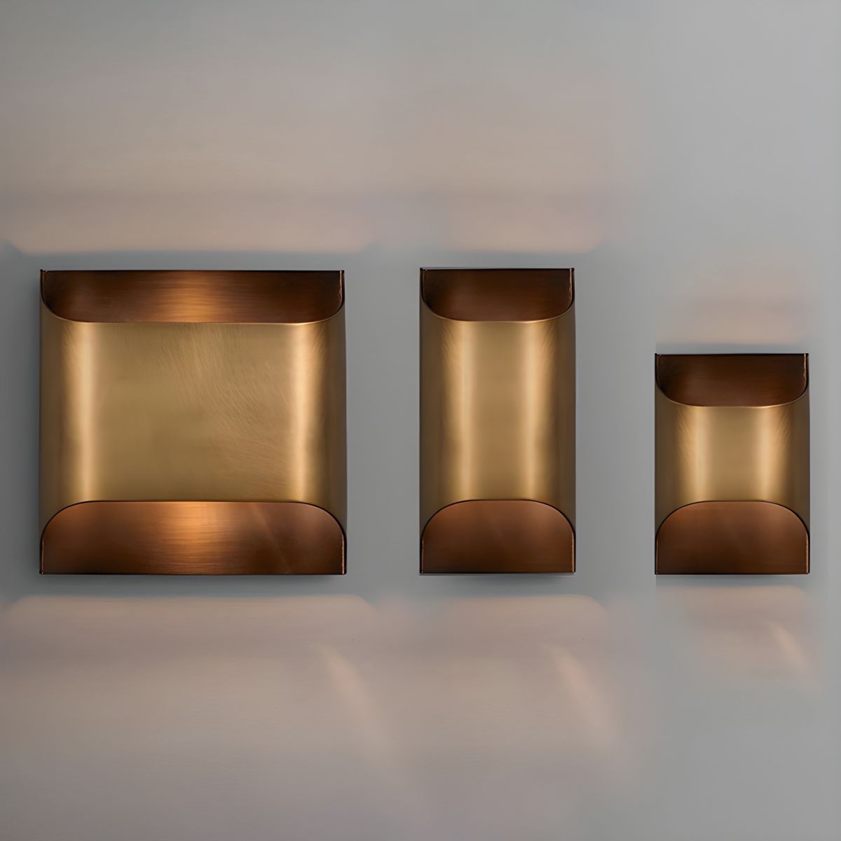 Hardy Nordic Art Brass Wall Lamp-Neutral Decor