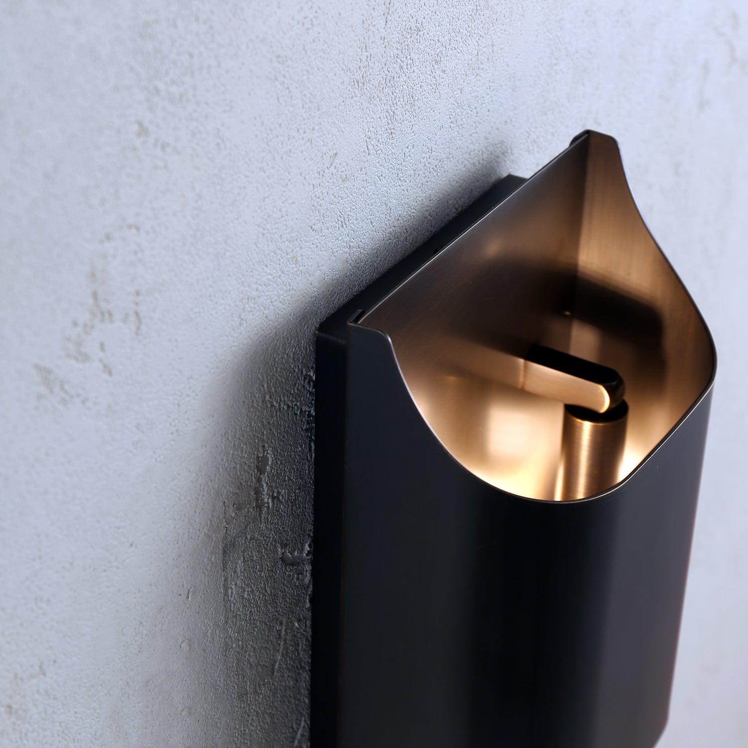 Hardy Nordic Art Brass Wall Lamp-Neutral Decor