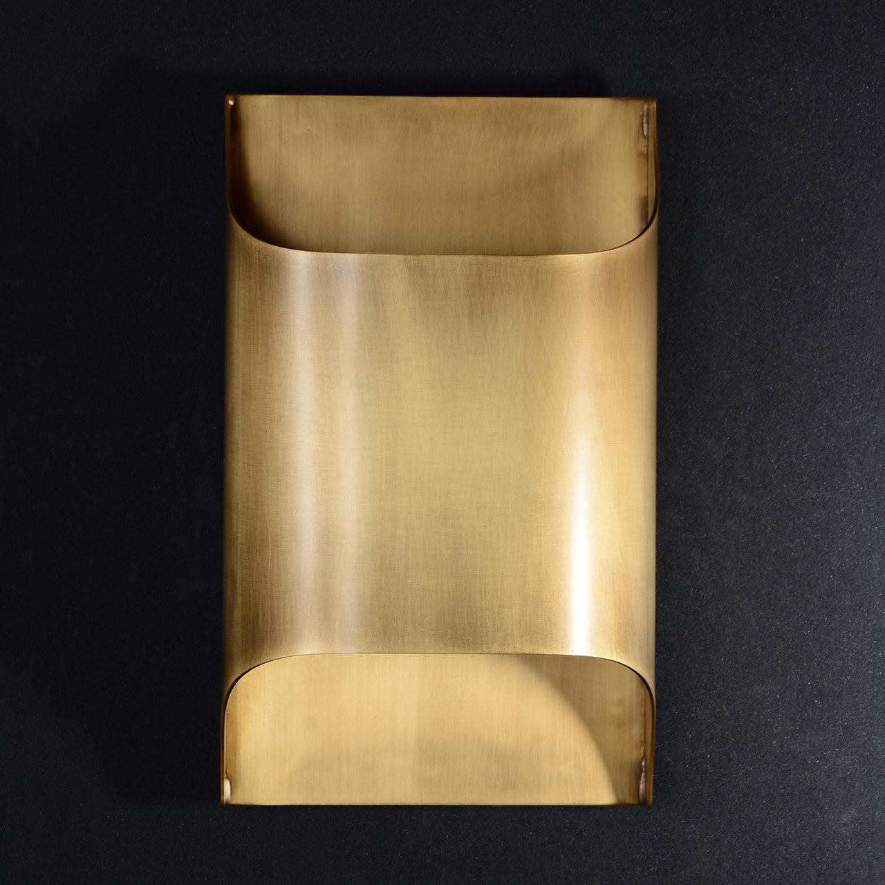 Hardy Nordic Art Brass Wall Lamp-Neutral Decor