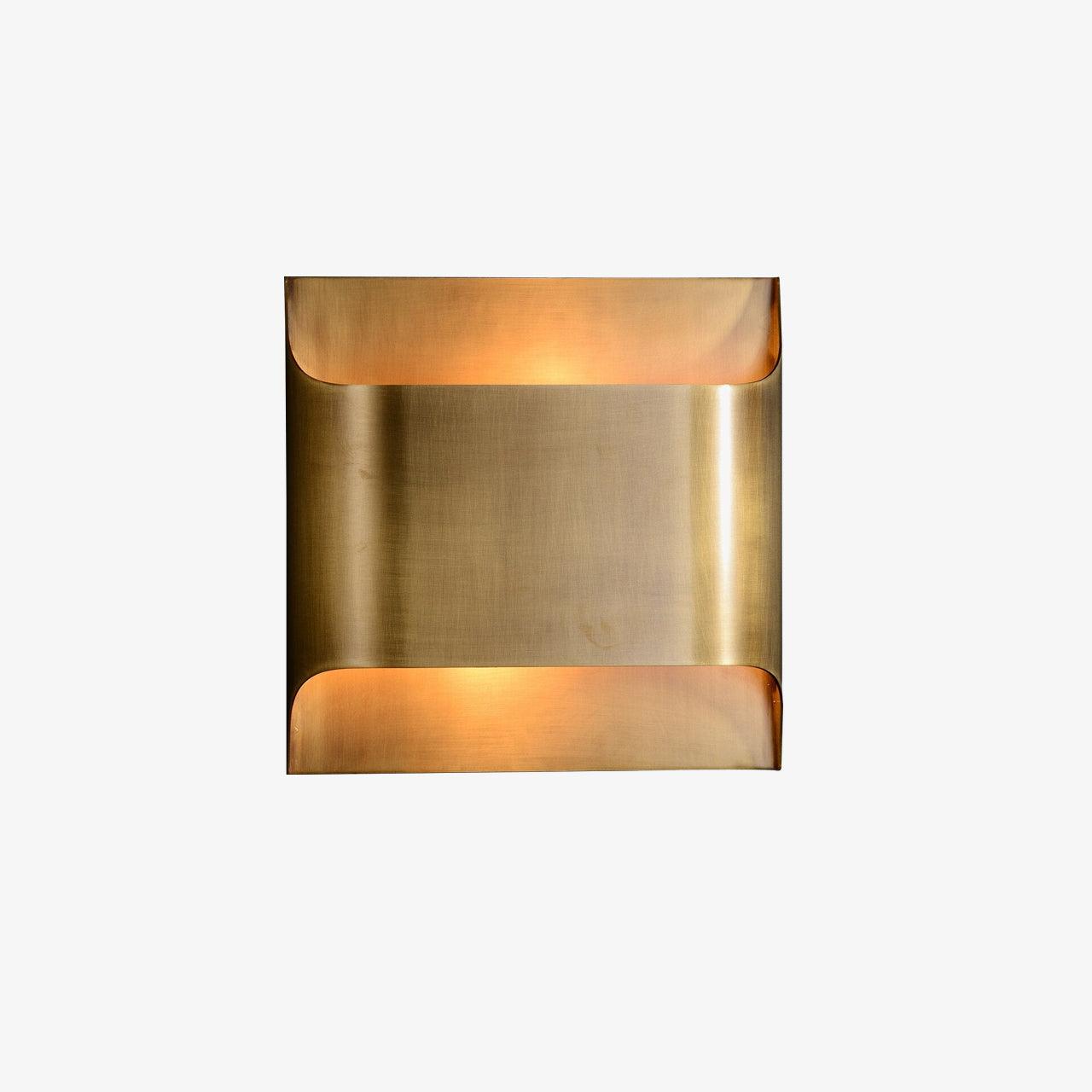 Hardy Nordic Art Brass Wall Lamp-Neutral Decor