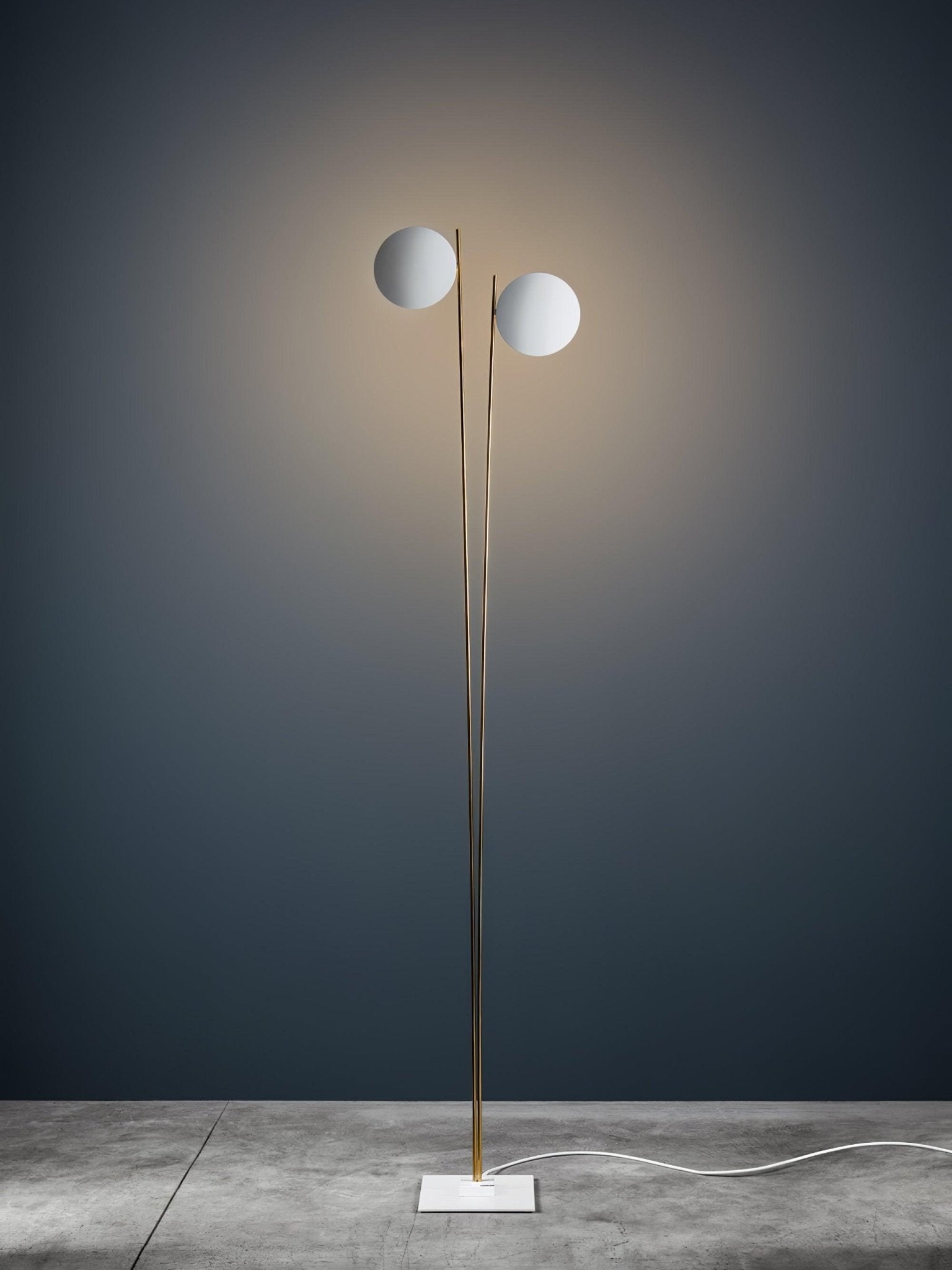 Axial Ray Sculptural Floor Lamp-Neutral Decor