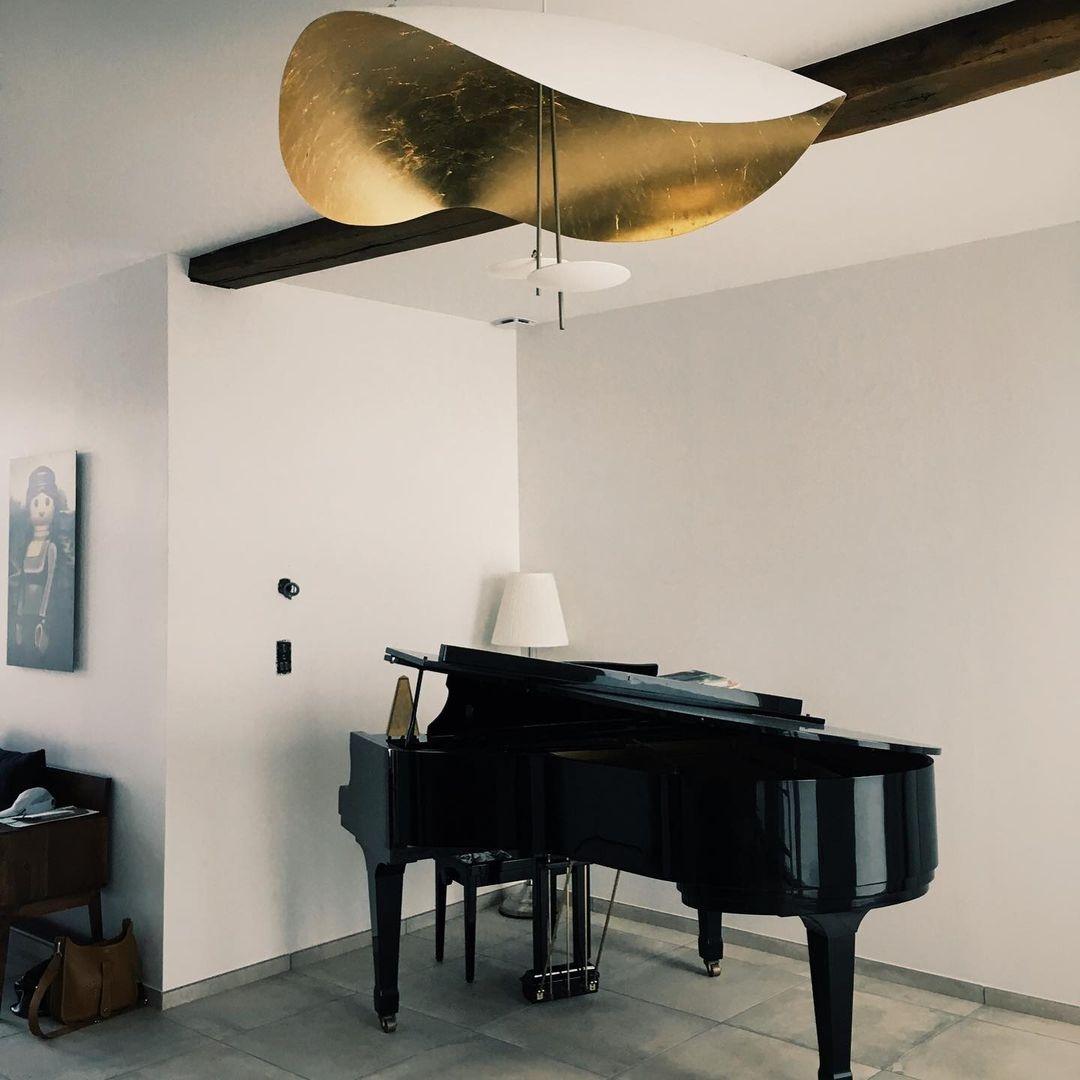 Lustra Pendant Lamp Black Gold Curved Shade-Neutral Decor