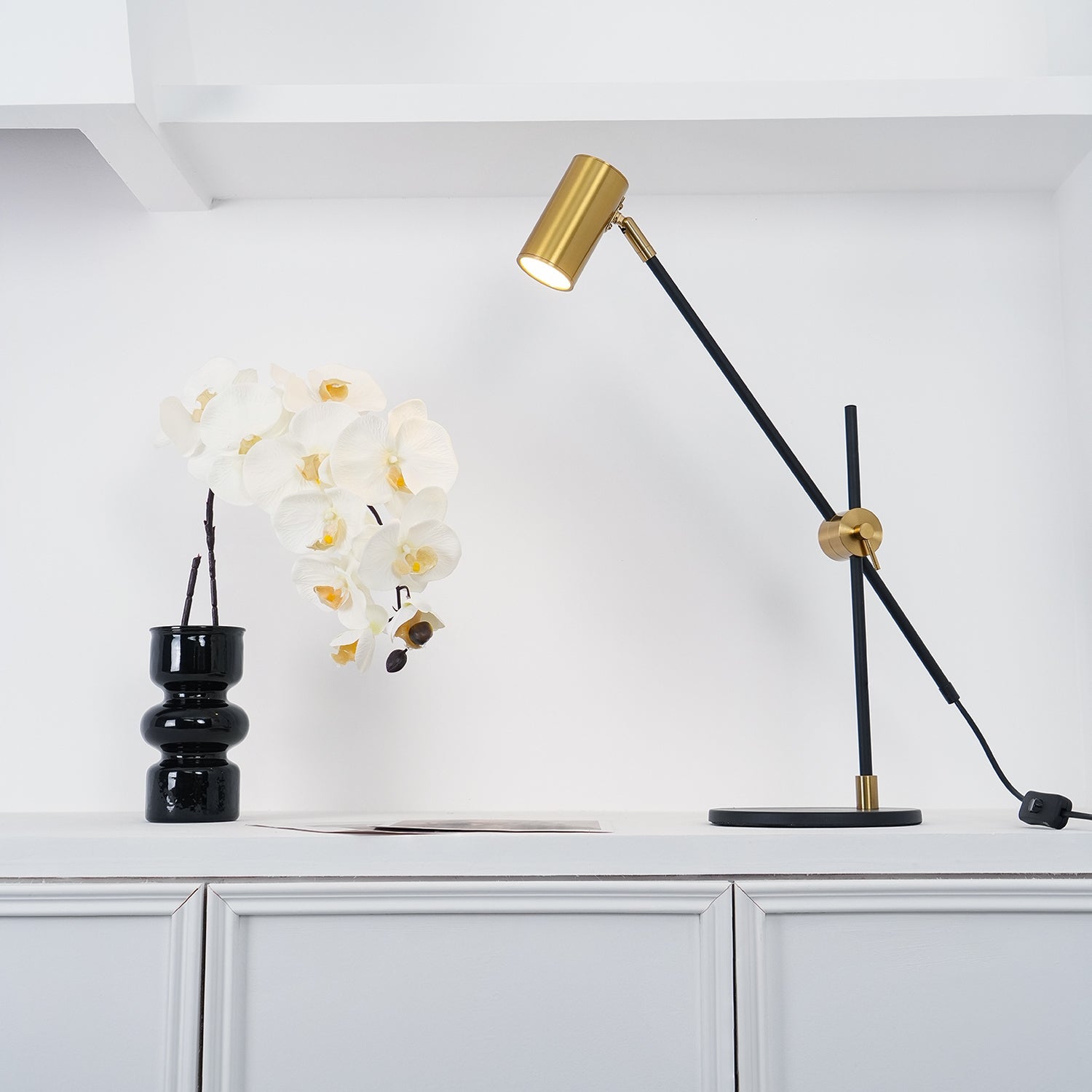 Ivpharil Frosted Floor Lamp-Neutral Decor