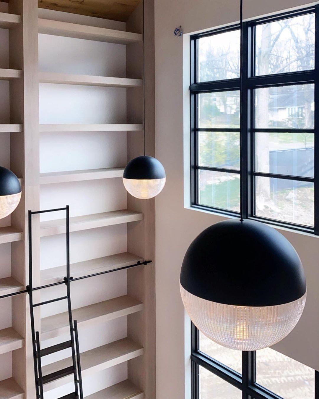 Kevelo Pendant Lamp Brass Glass Modern-Neutral Decor