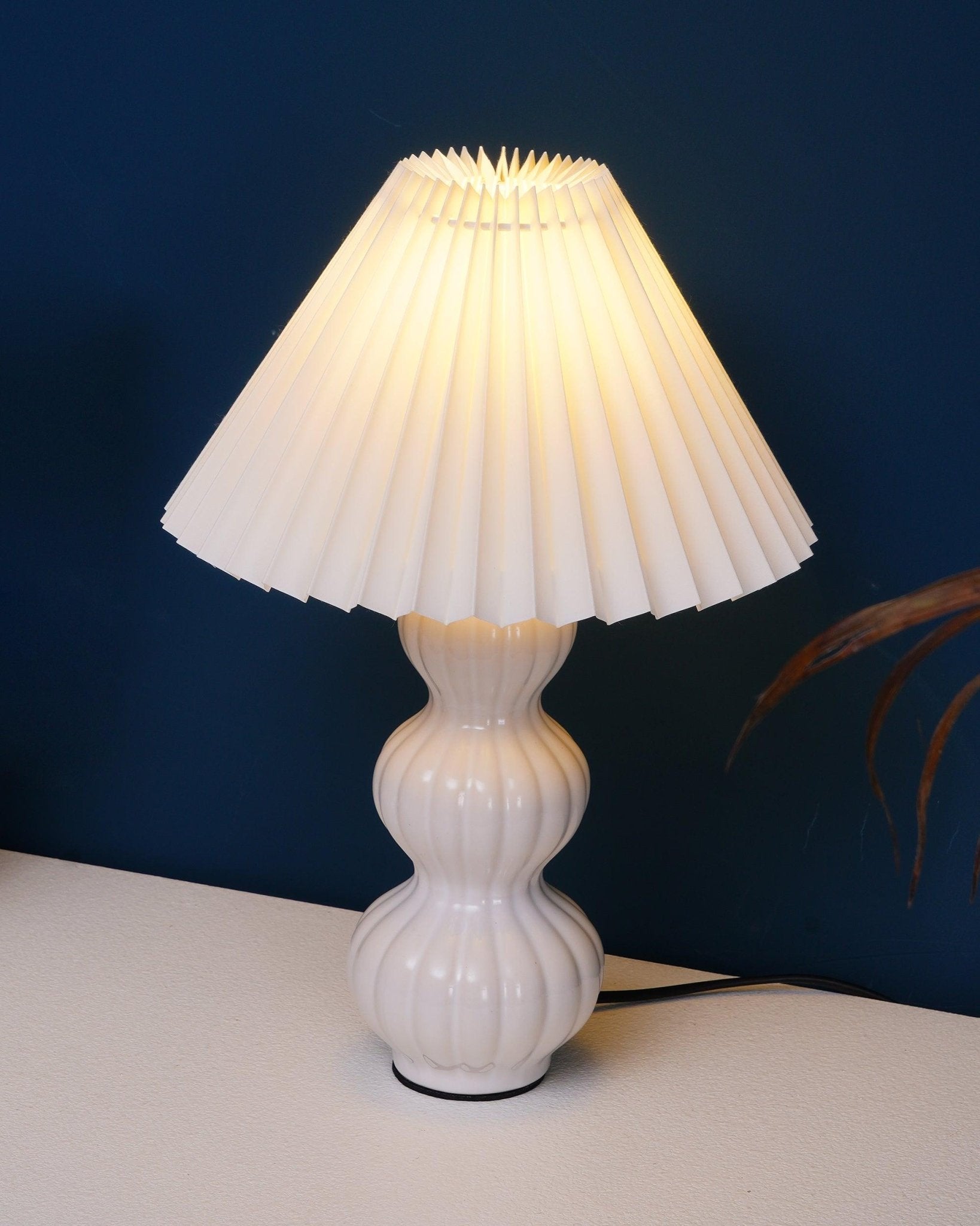 Hart Vintage Fabric Table lamp-Neutral Decor