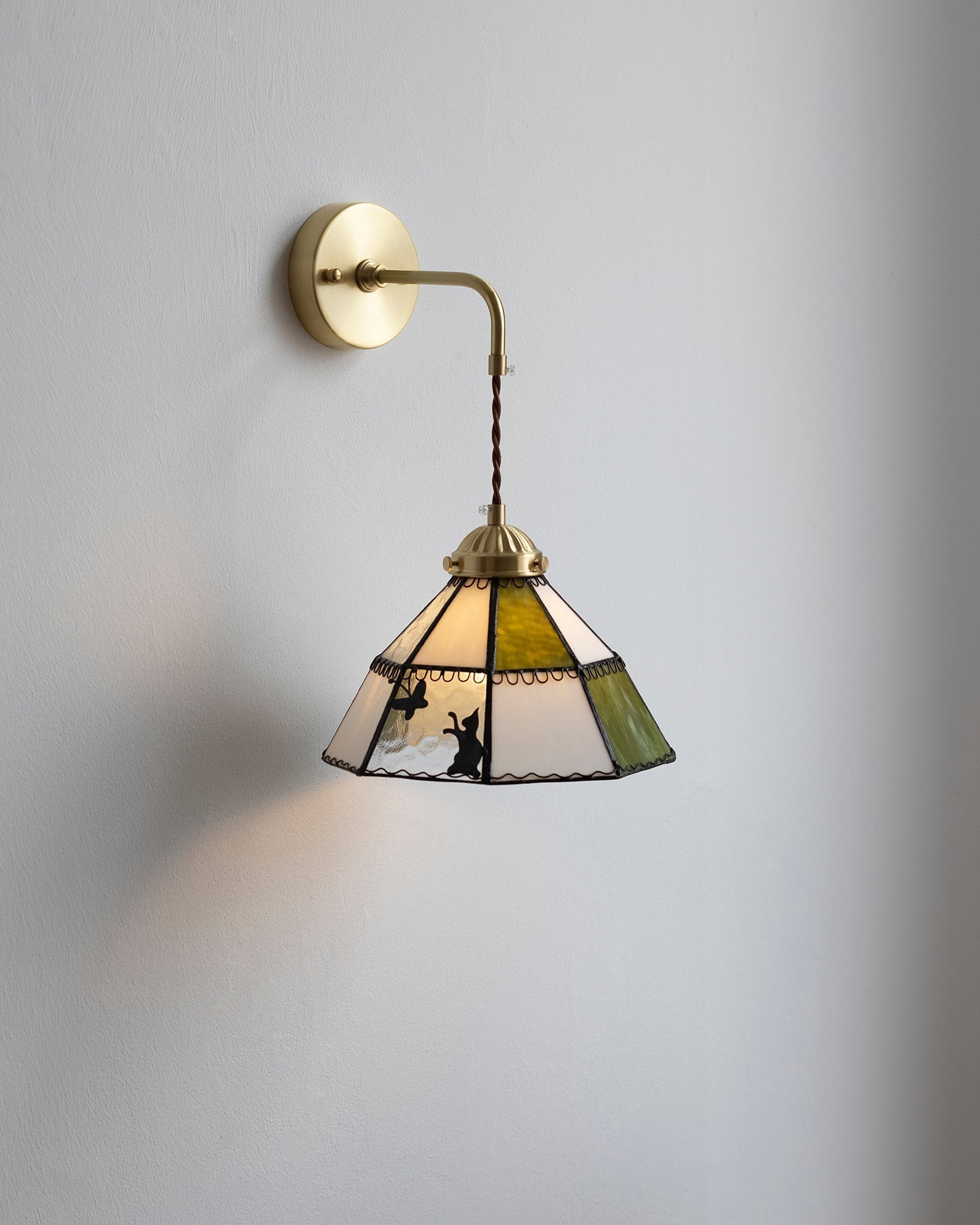 Veyndor Wall Lamp