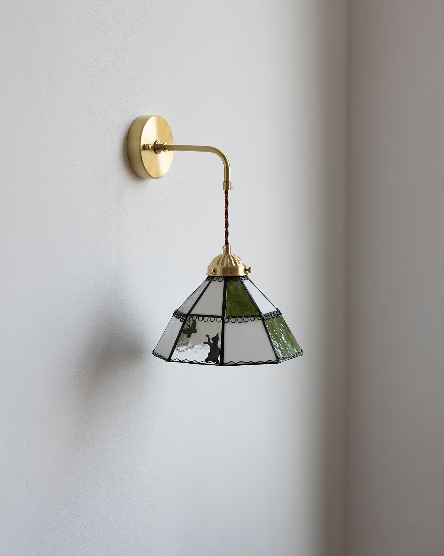 Veyndor Wall Lamp