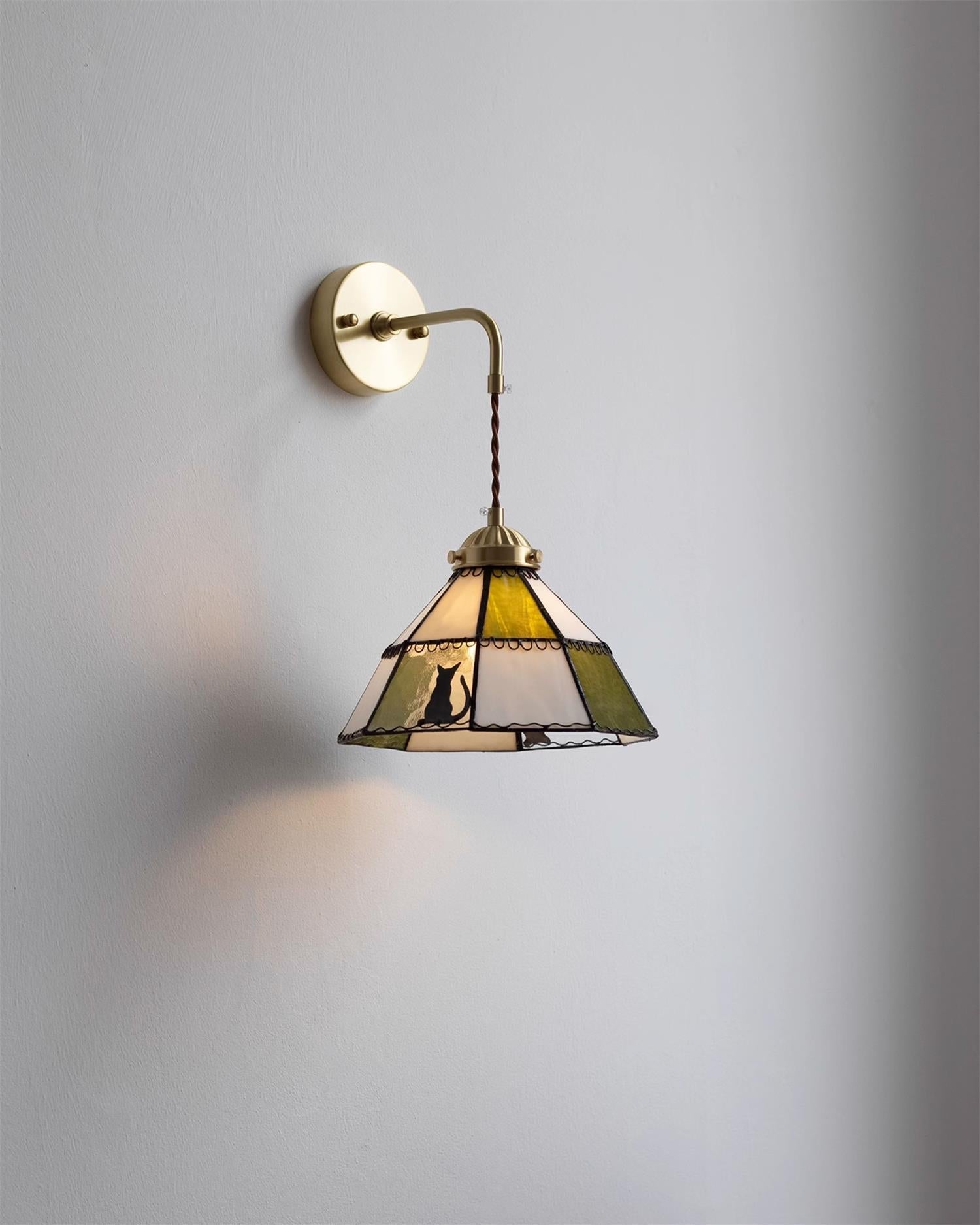 Veyndor Wall Lamp