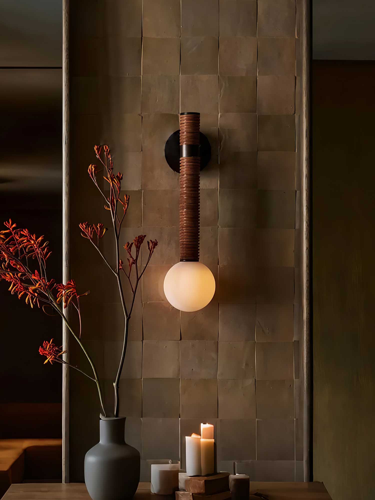 Sylvia Minimalist Wall Lamp-Neutral Decor