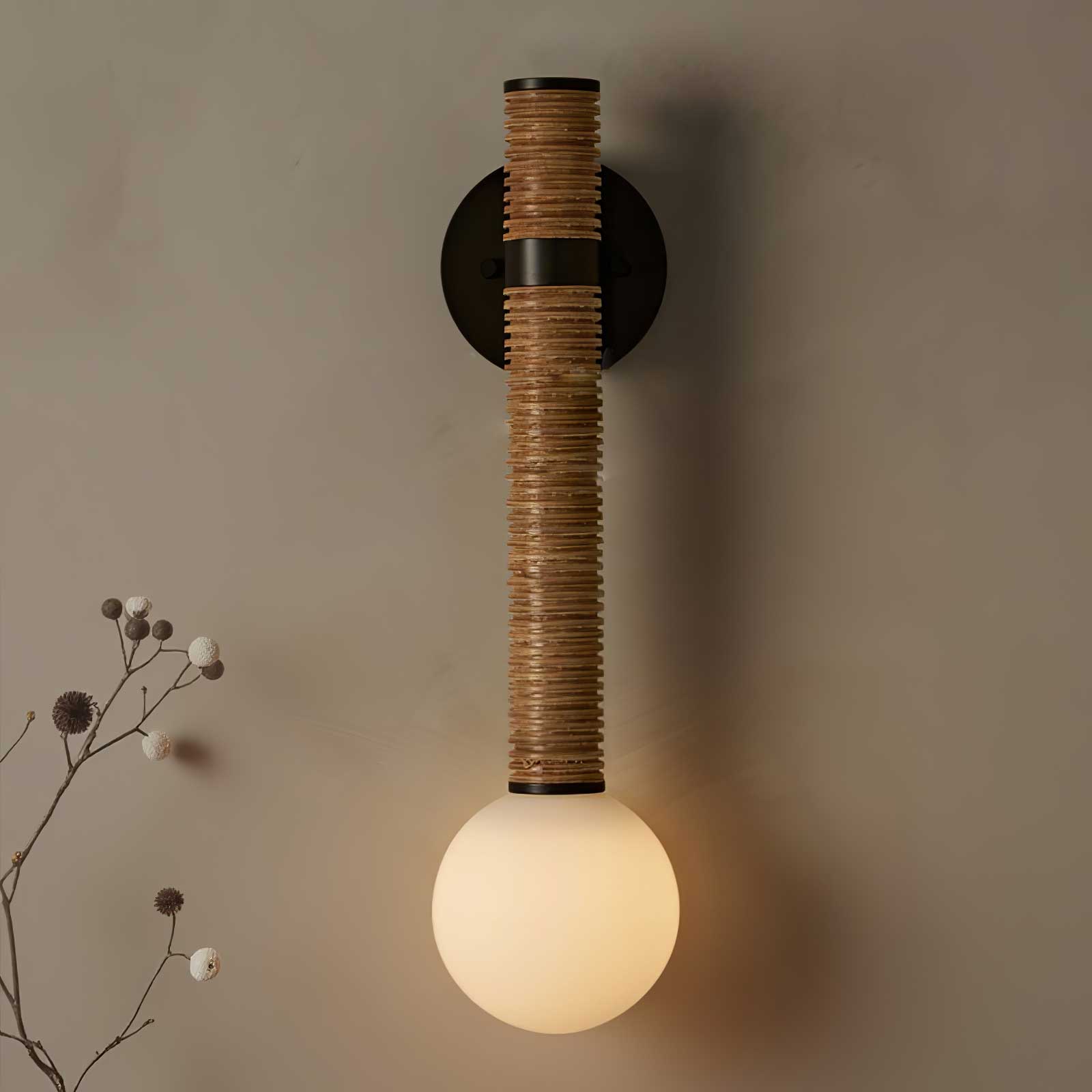 Sylvia Minimalist Wall Lamp-Neutral Decor