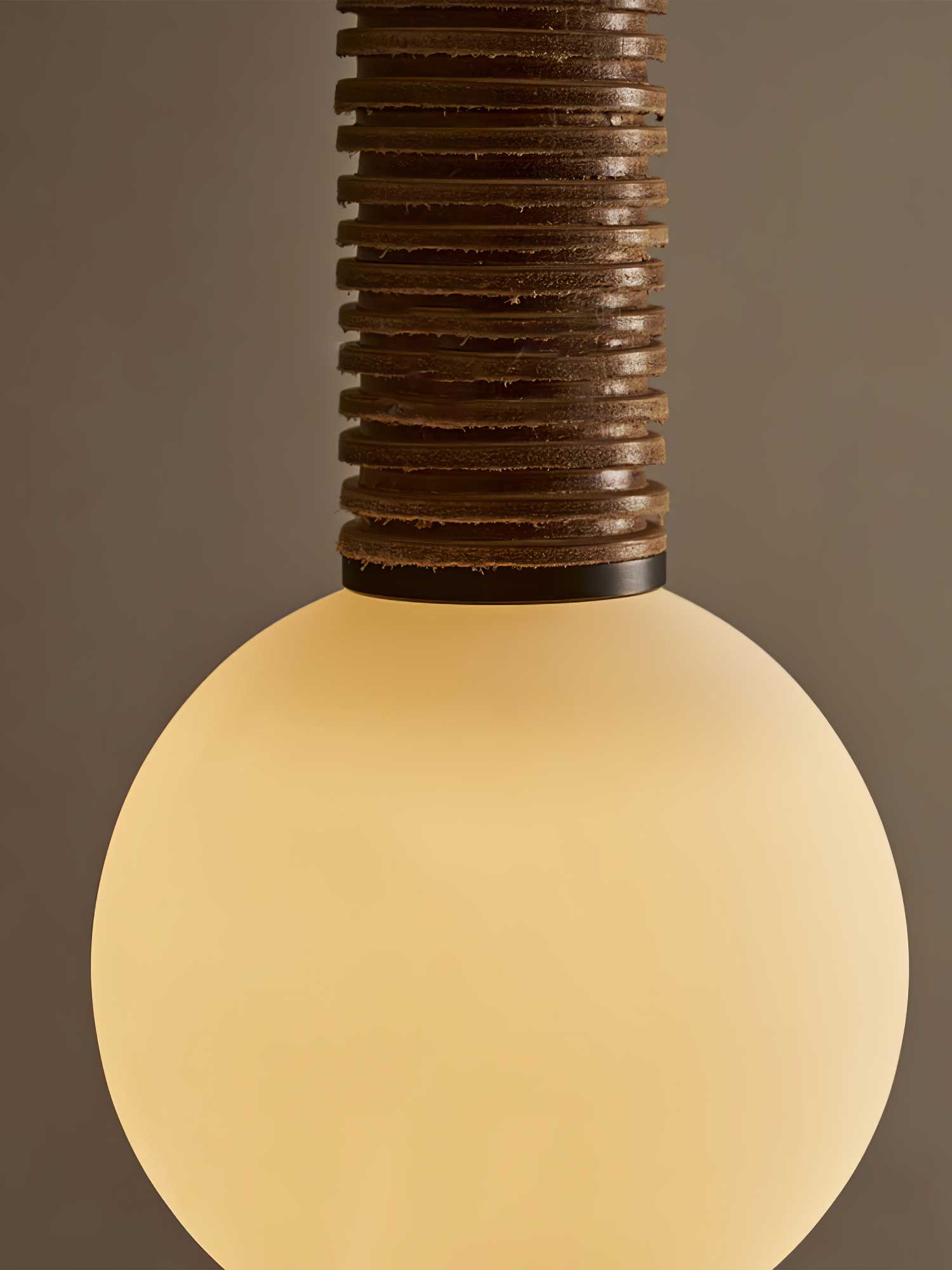 Sylvia Minimalist Wall Lamp-Neutral Decor