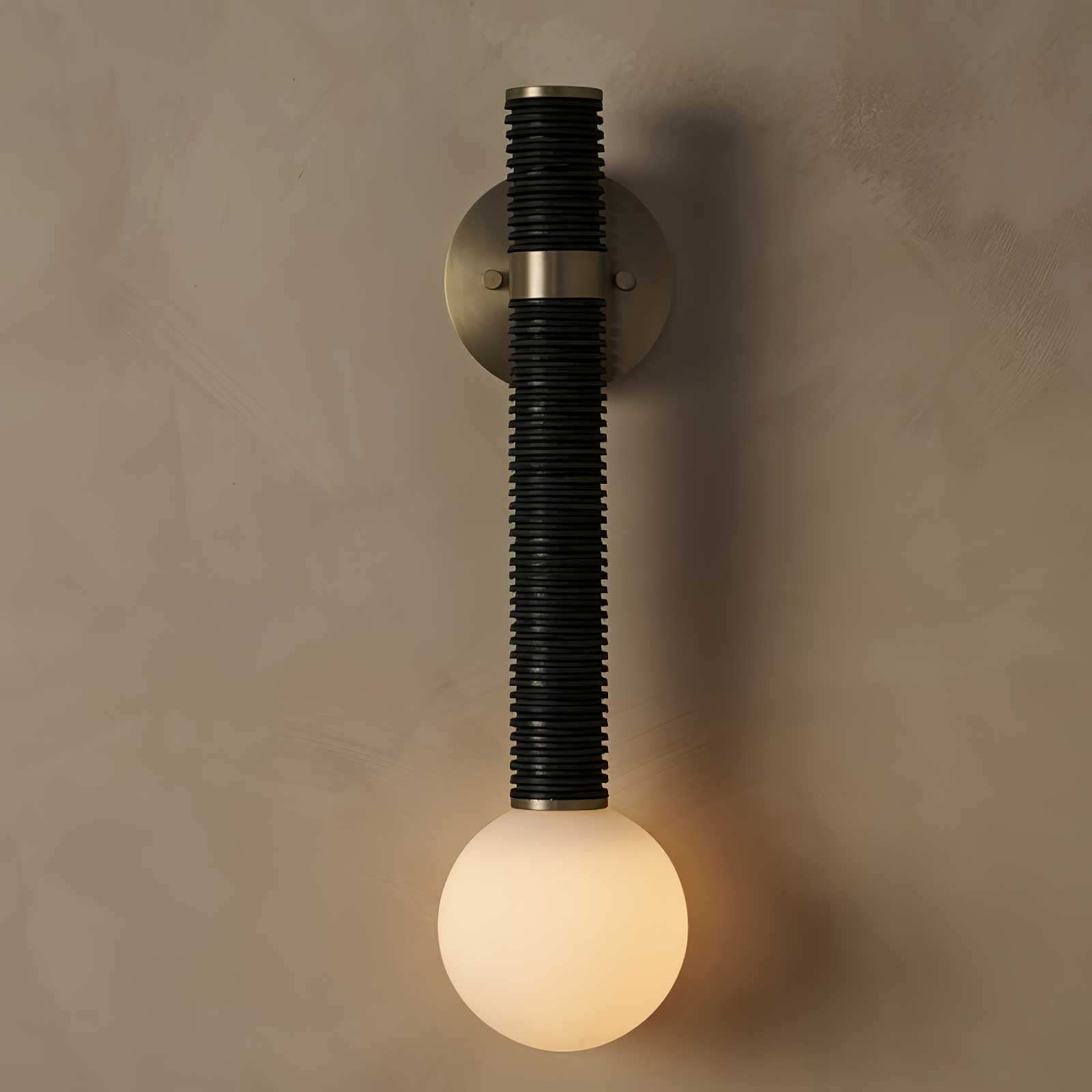 Sylvia Minimalist Wall Lamp-Neutral Decor