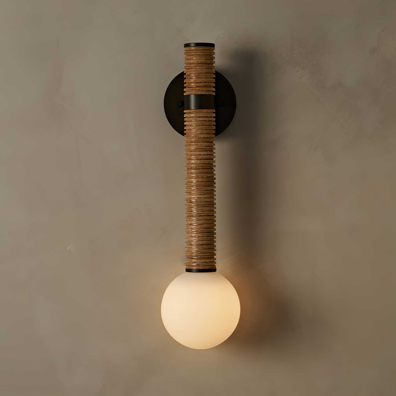 Sylvia Minimalist Wall Lamp-Neutral Decor