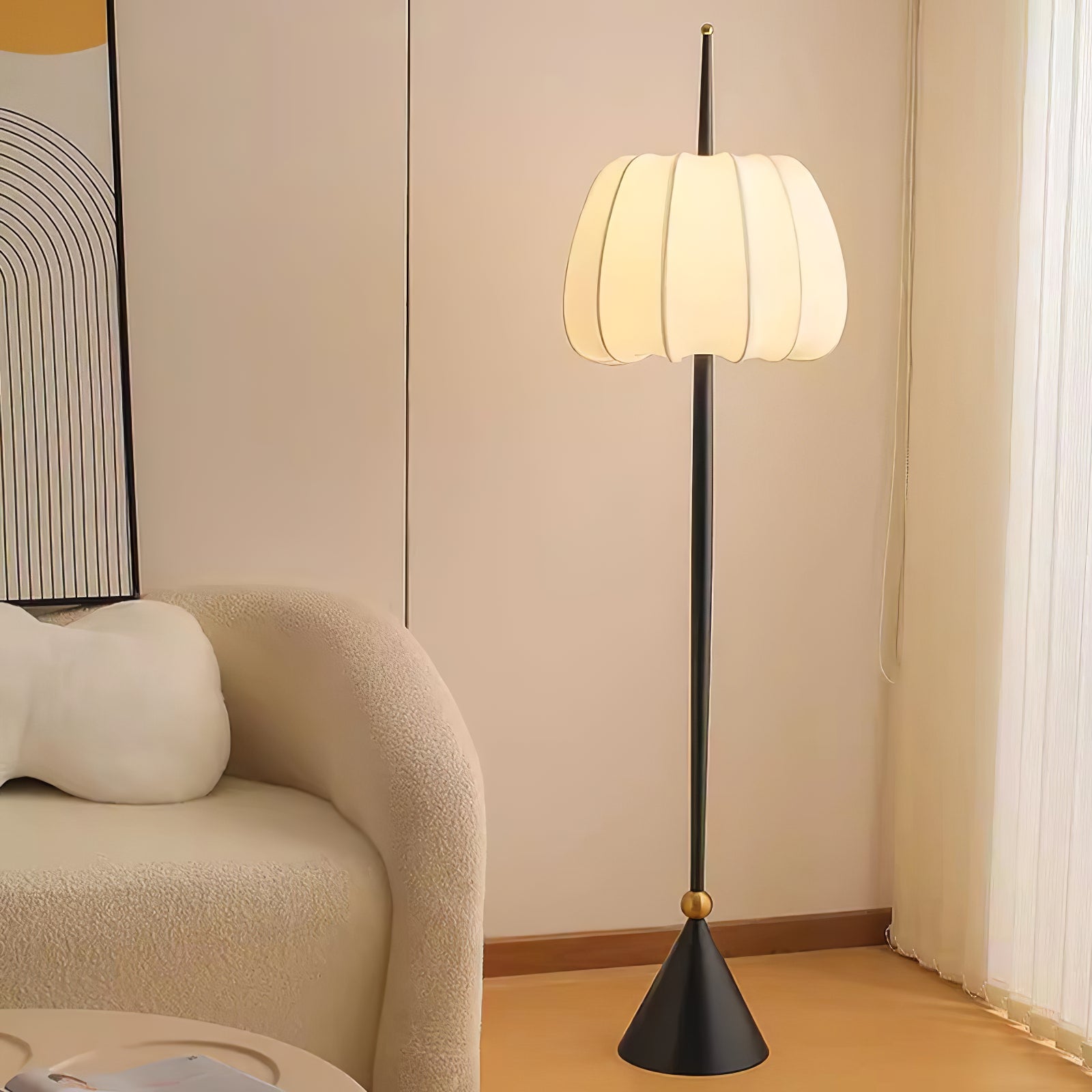 Pick Minimalist Fabric Floor Lamp-Neutral Decor