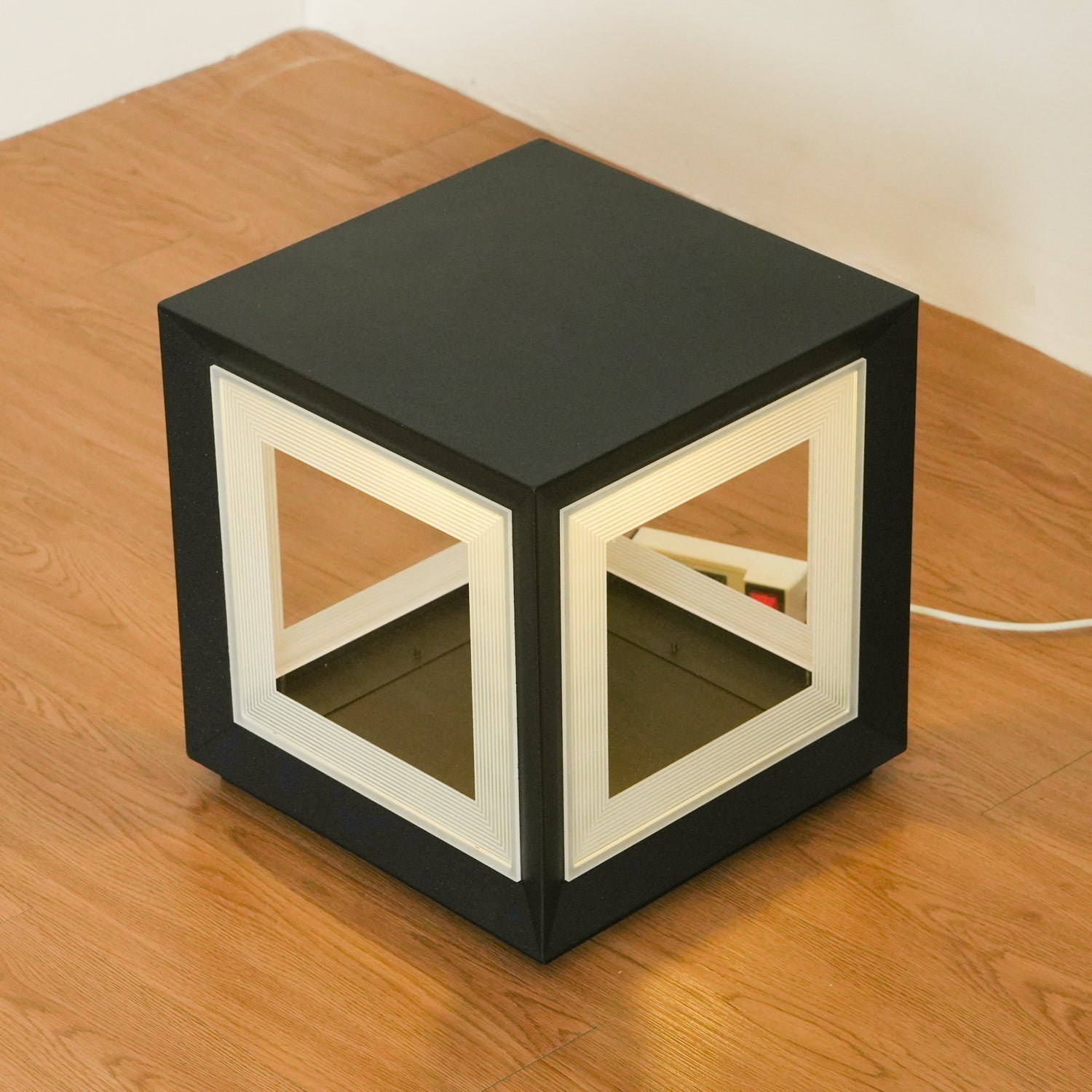 Lewis Modern Outdoor Light-Neutral Decor