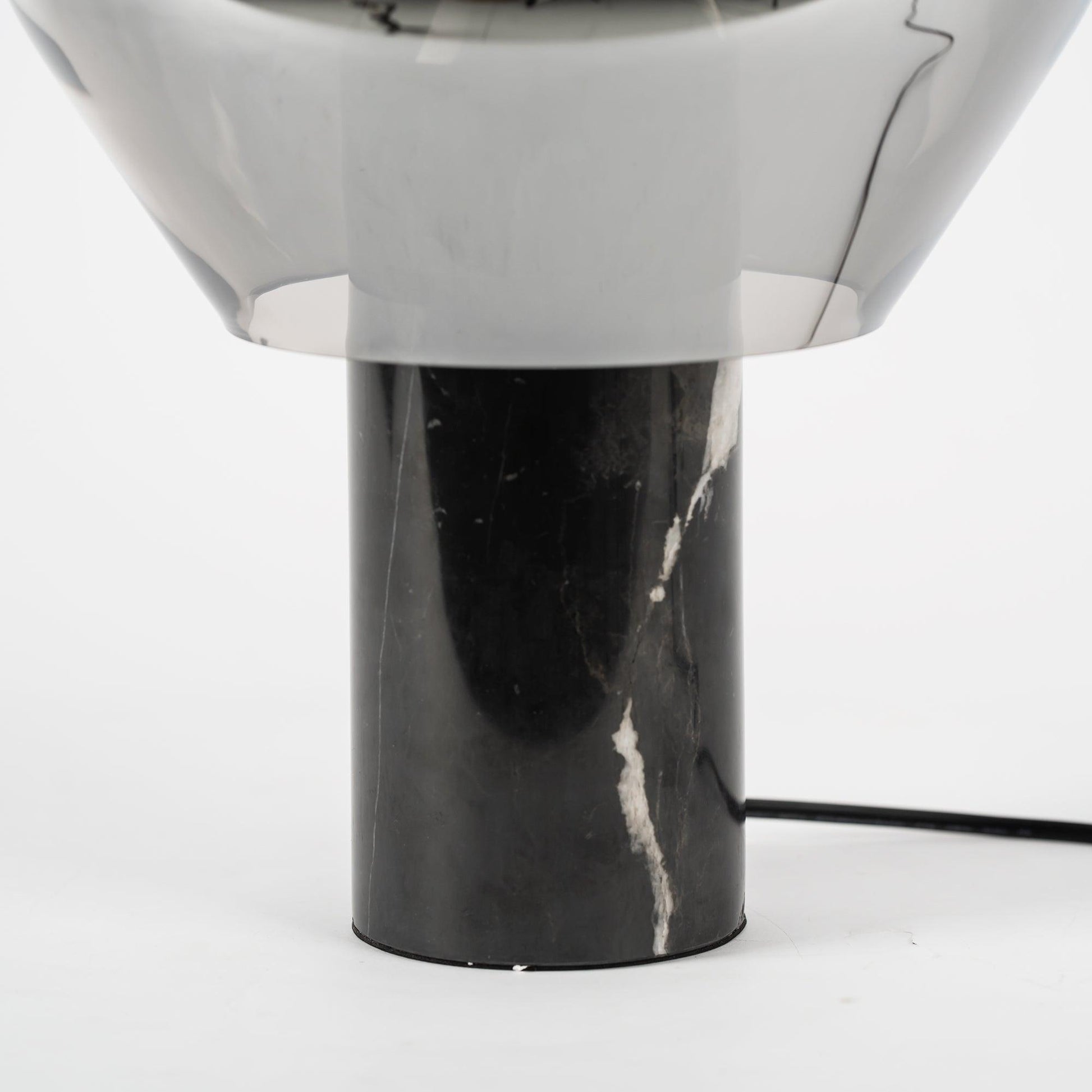 Vihls Modern Marble Table Lamp-Neutral Decor
