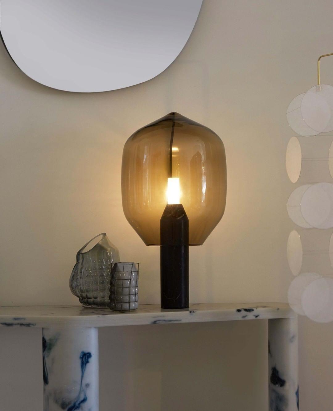 Vihls Modern Marble Table Lamp-Neutral Decor