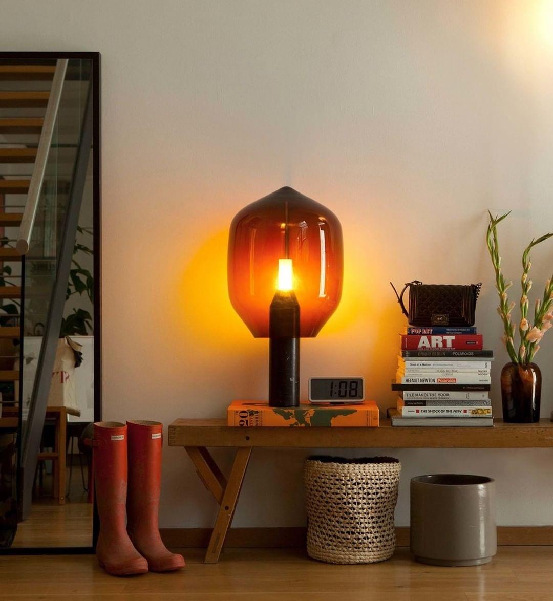 Vihls Modern Marble Table Lamp-Neutral Decor