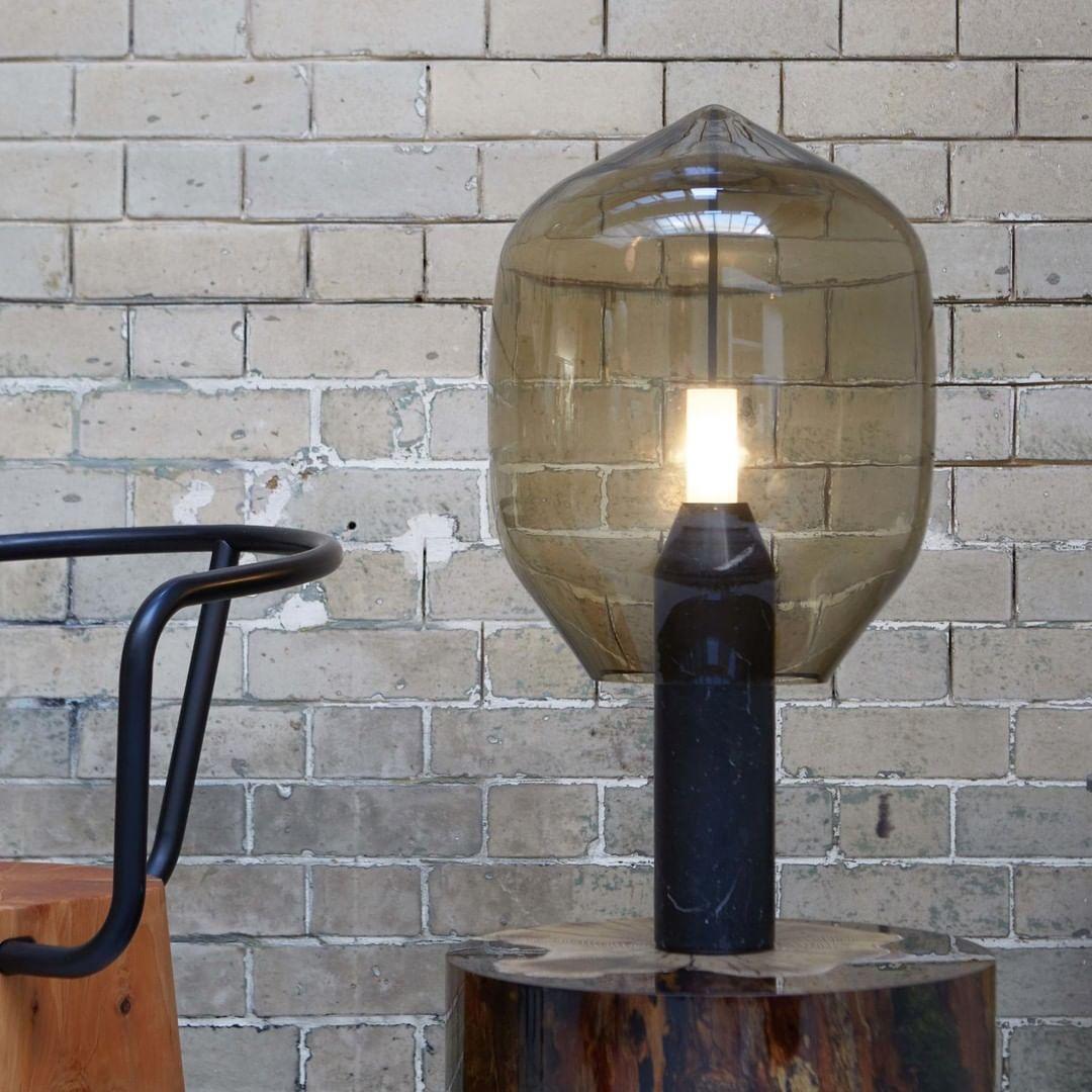 Vihls Modern Marble Table Lamp-Neutral Decor