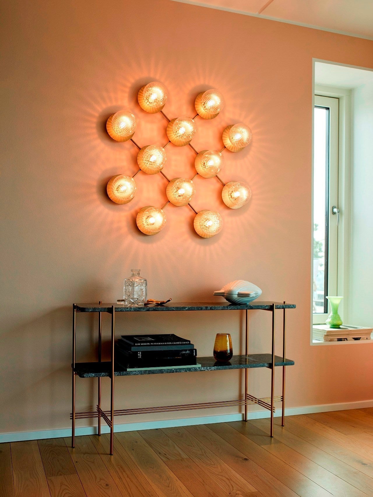 Nifte Wall Lamp Disc Globe Minimalist-Neutral Decor