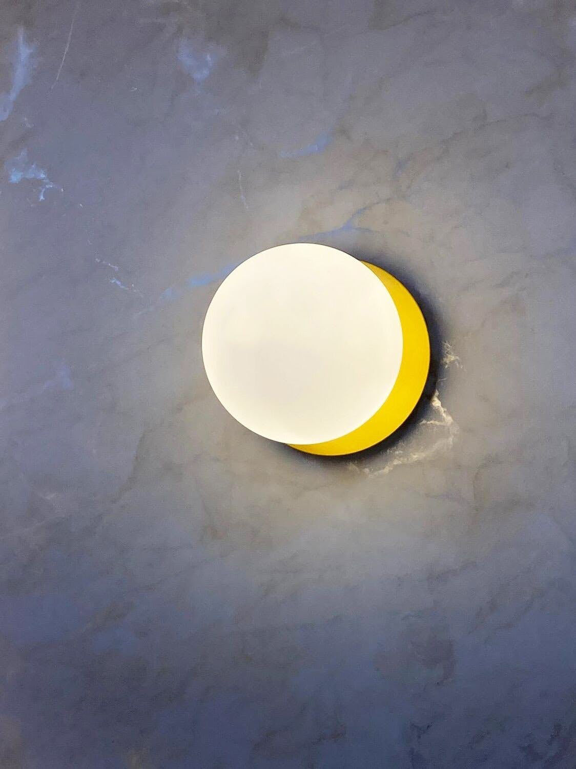 Nifte Wall Lamp Disc Globe Minimalist-Neutral Decor