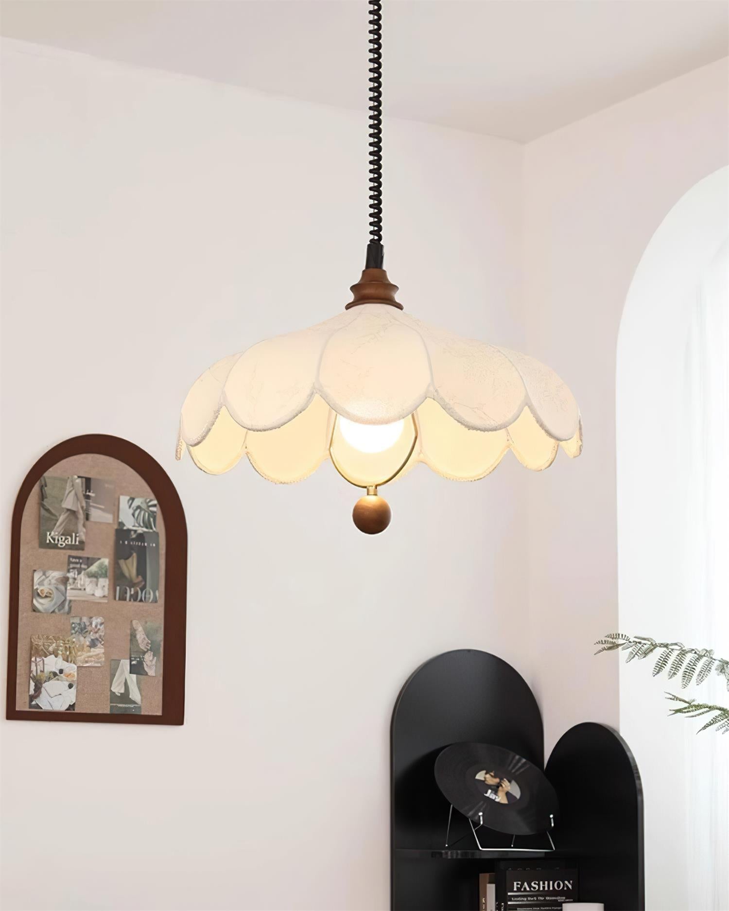 Pendant Lamp Petals with Pattern Vintage Floral French Elegance
