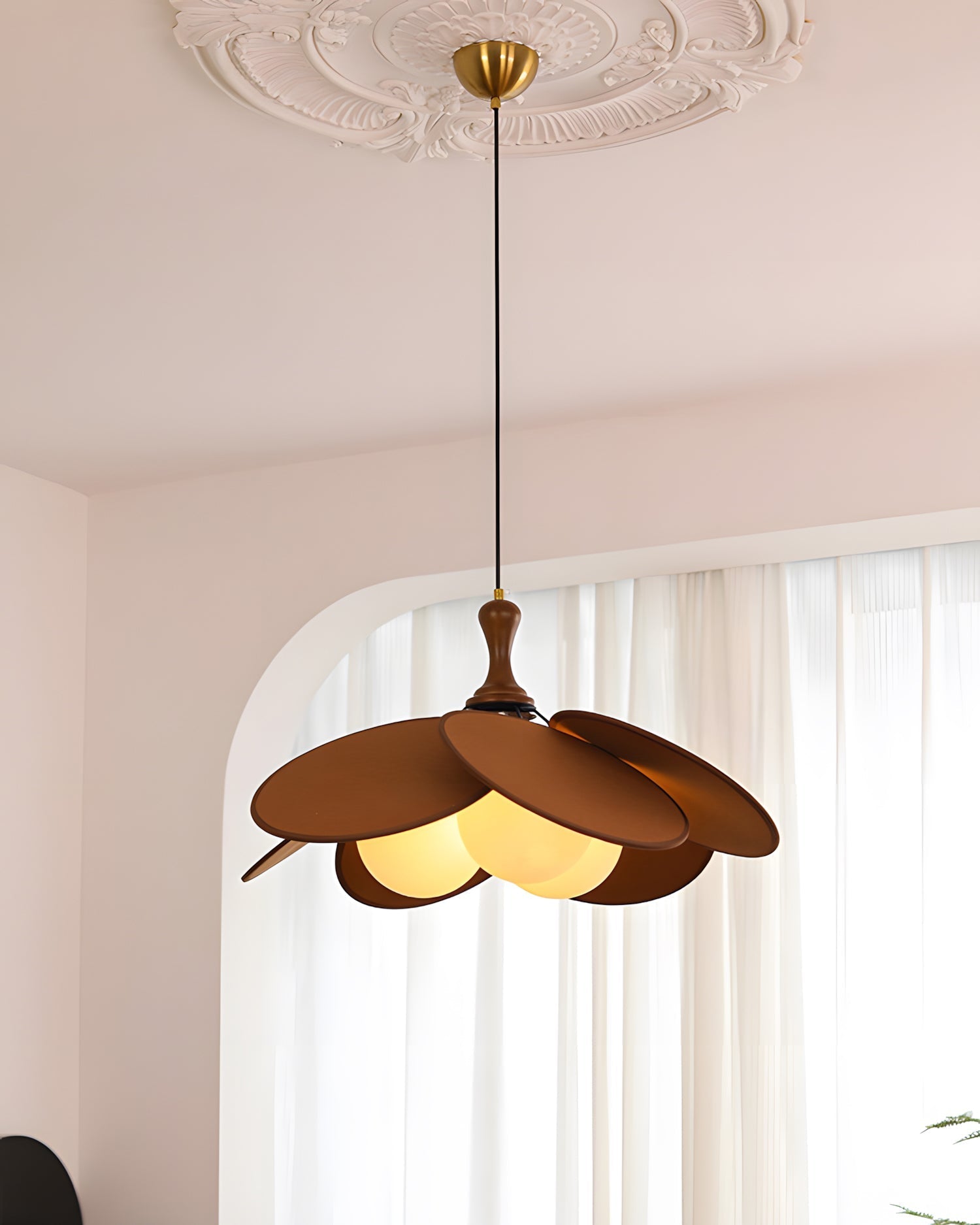 Isolde Pendant Light