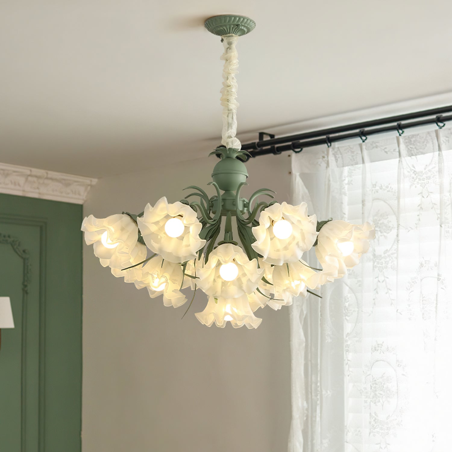 Evren Chandelier Flower with Petals and Leaves-Neutral Decor
