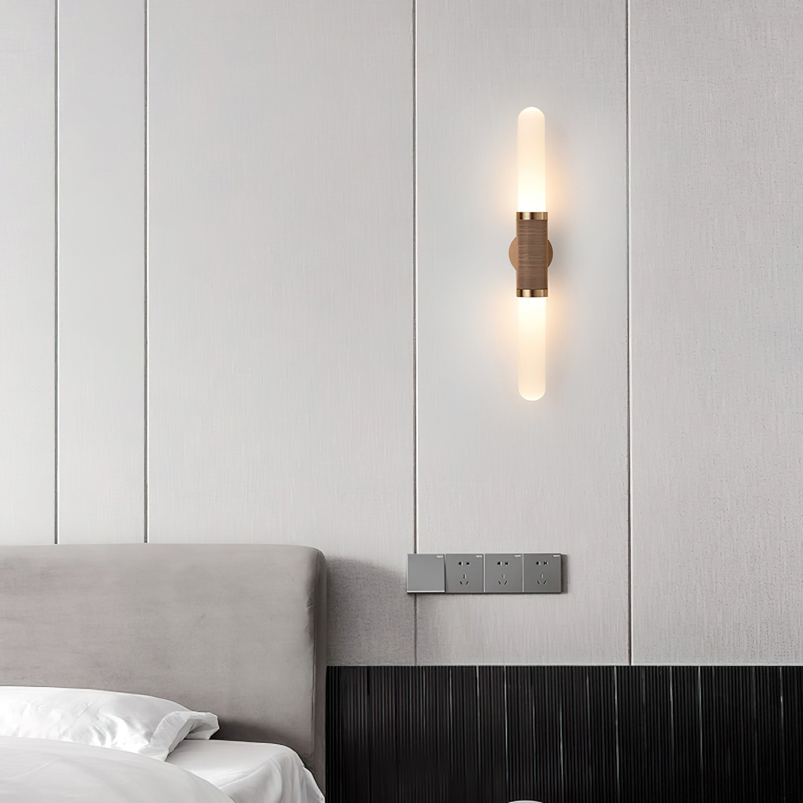 Lumi Wall Lamp