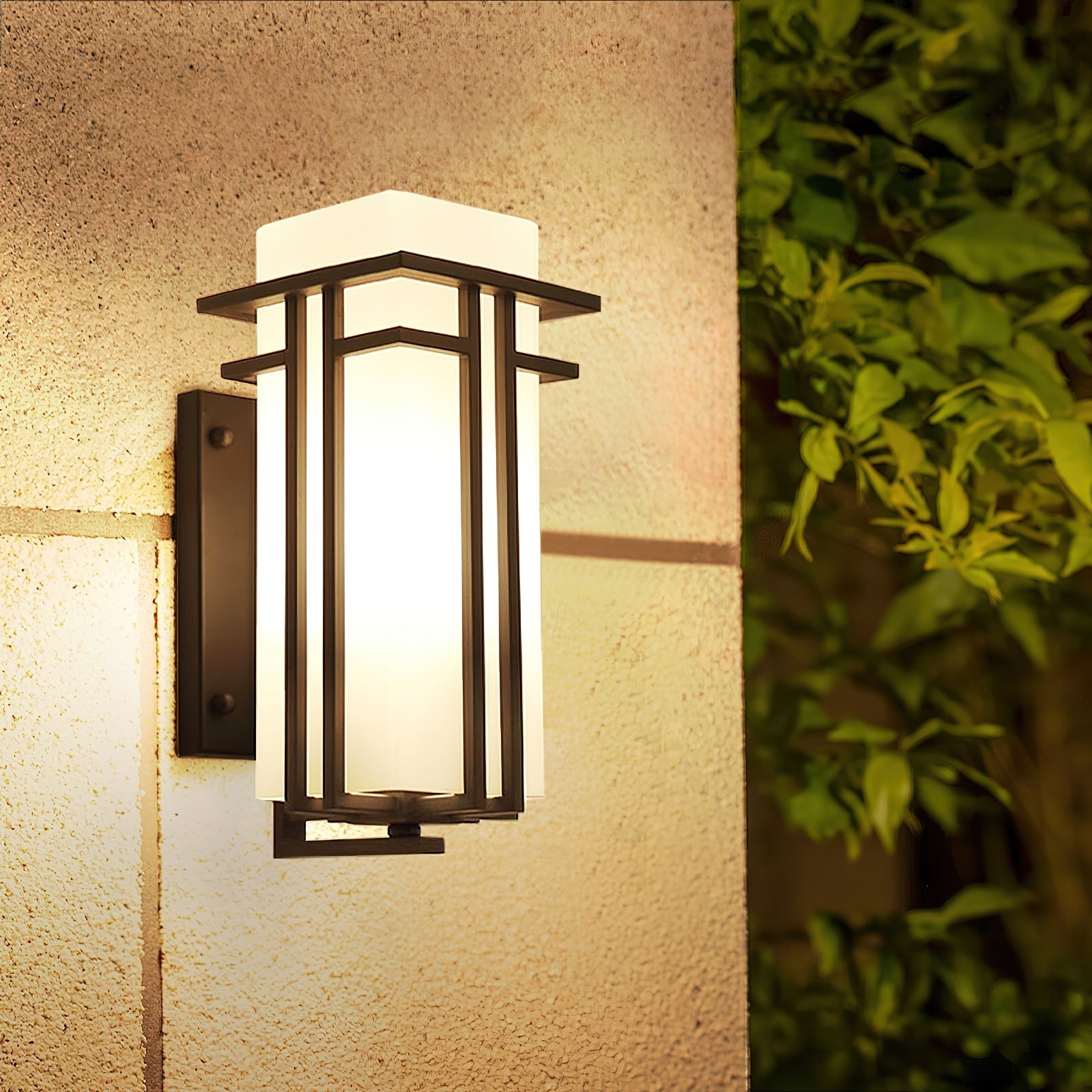 Wilen Outdoor Wall Lamp Iron Lantern Retro-Neutral Decor