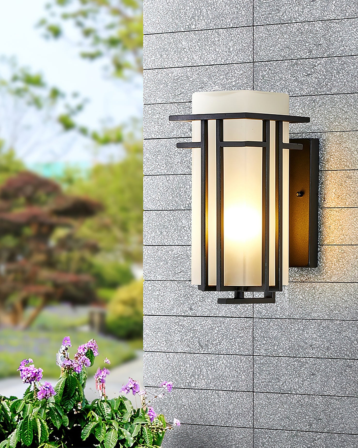 Wilen Outdoor Wall Lamp Iron Lantern Retro-Neutral Decor