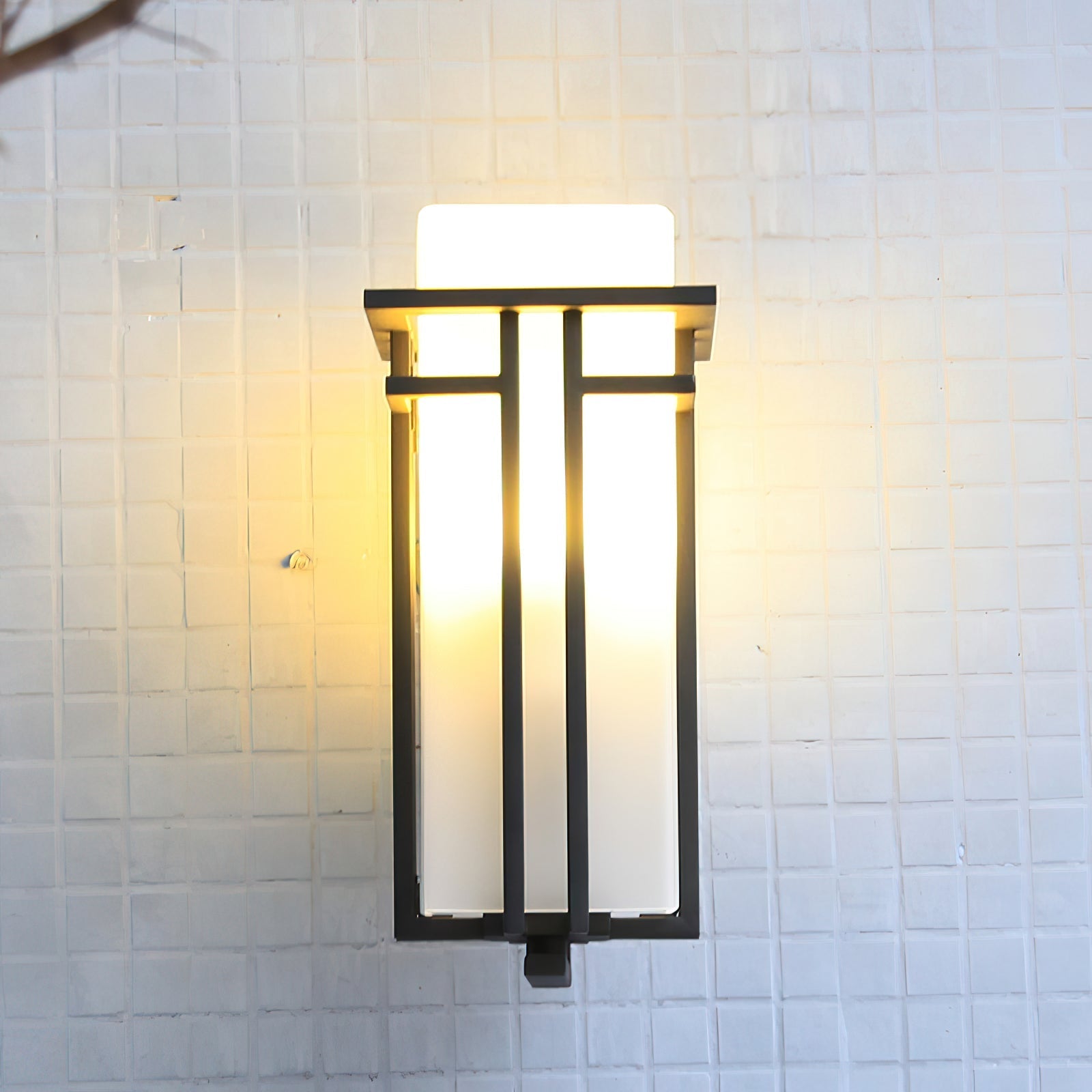 Wilen Outdoor Wall Lamp Iron Lantern Retro-Neutral Decor