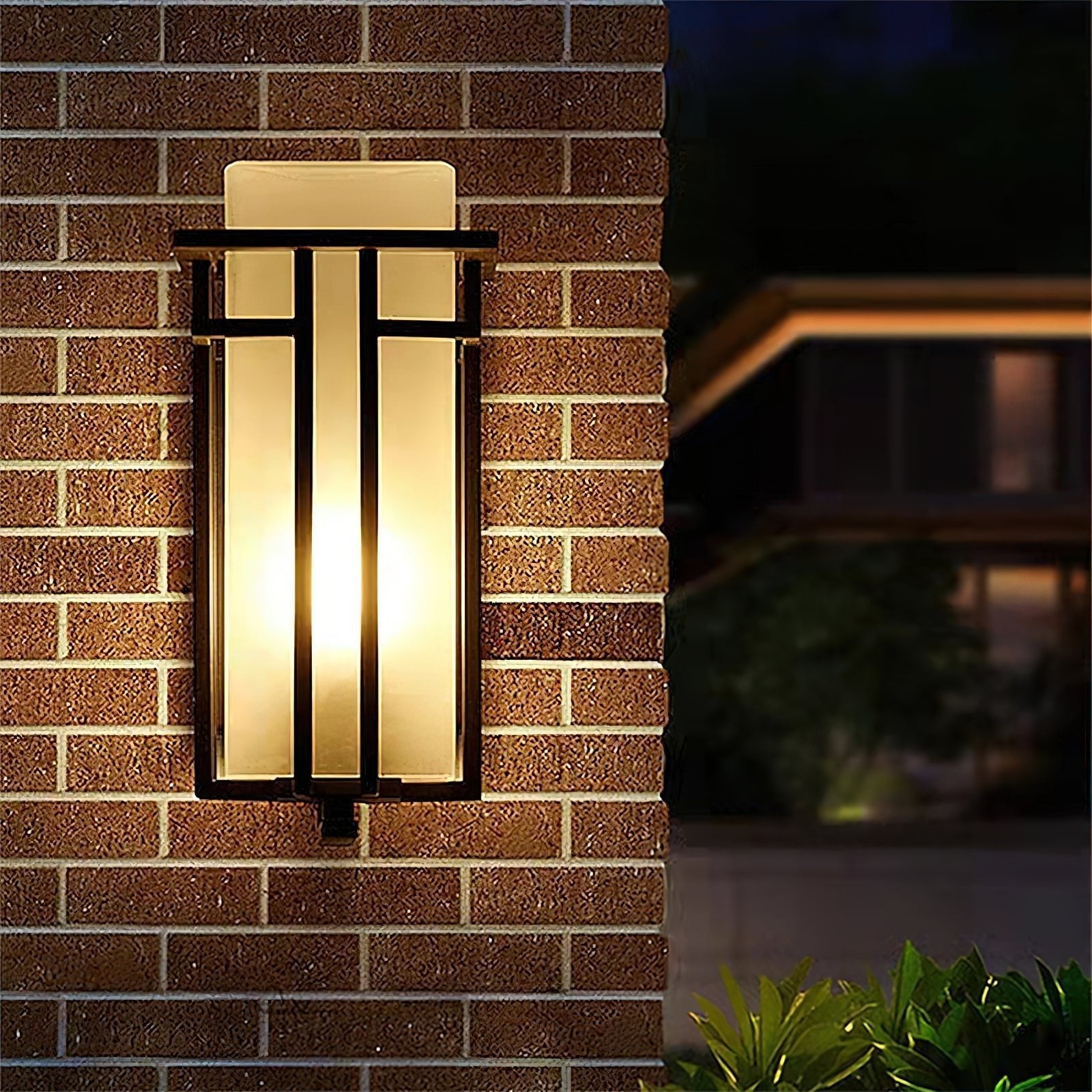 Wilen Outdoor Wall Lamp Iron Lantern Retro-Neutral Decor