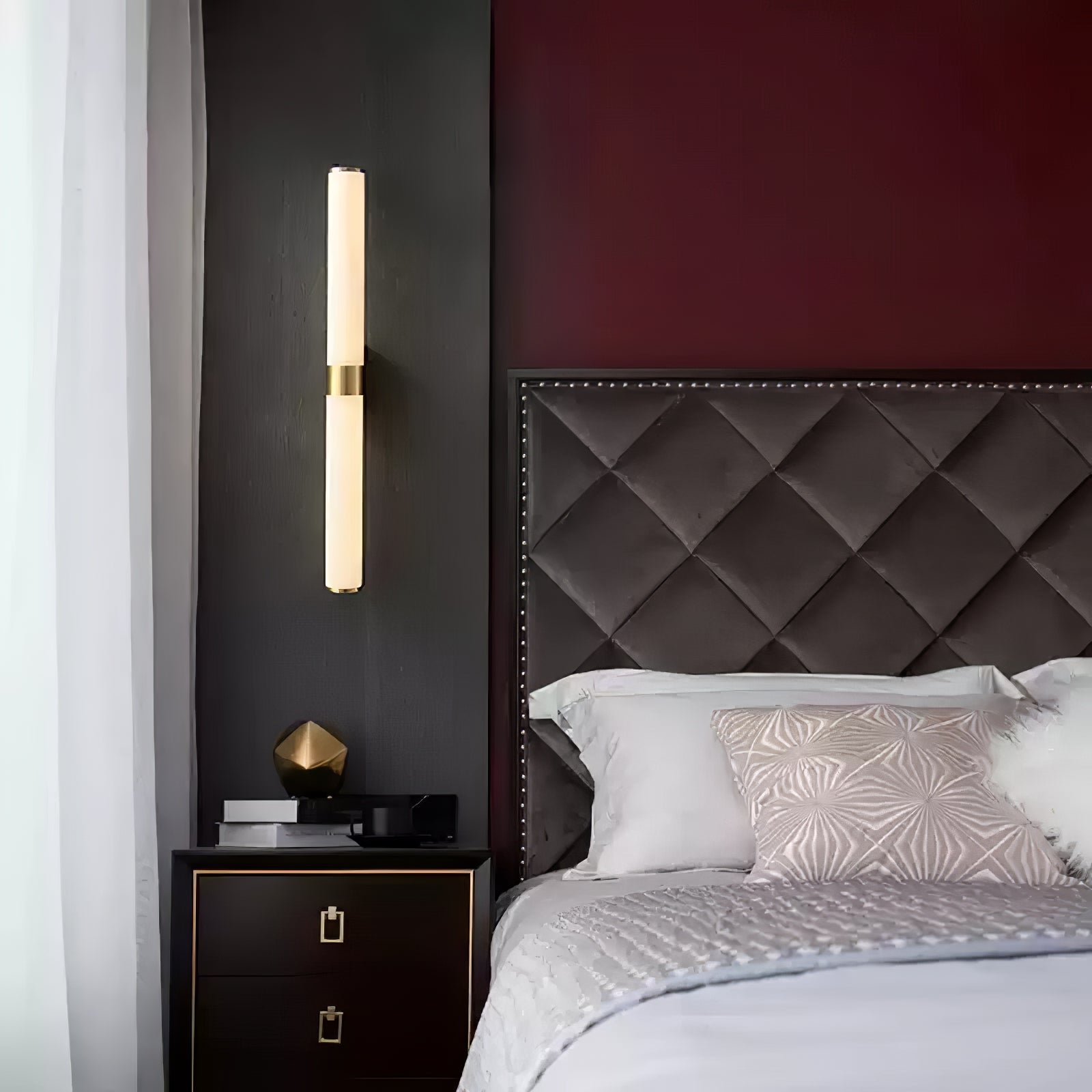 Olmirira Minimalist Alabaster Wall Lamp-Neutral Decor