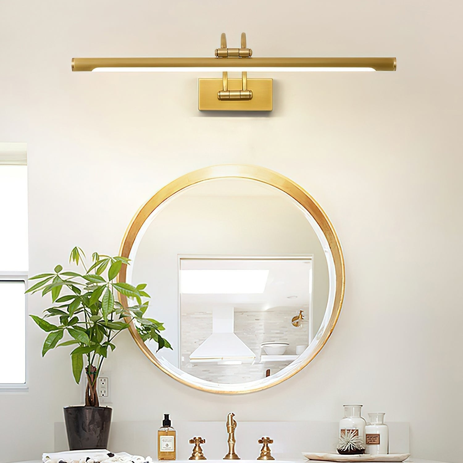 Valem Linear Vanity Brass Wall Light-Neutral Decor