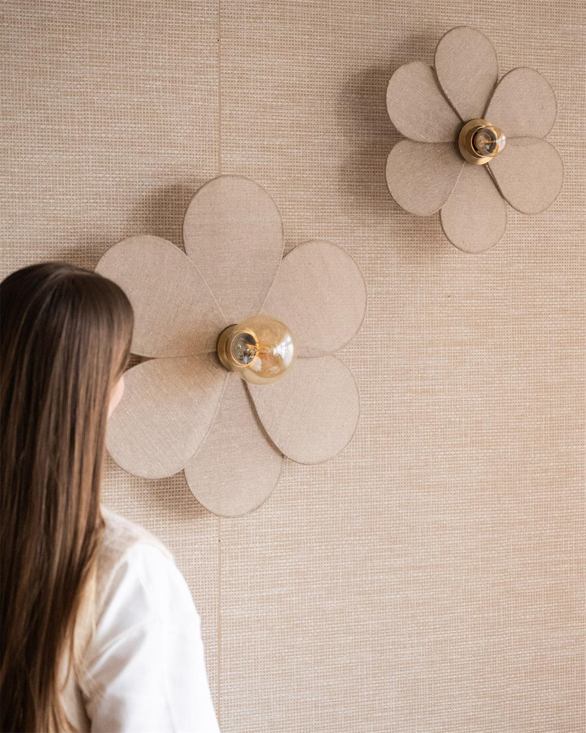 Cora Wall Lamp