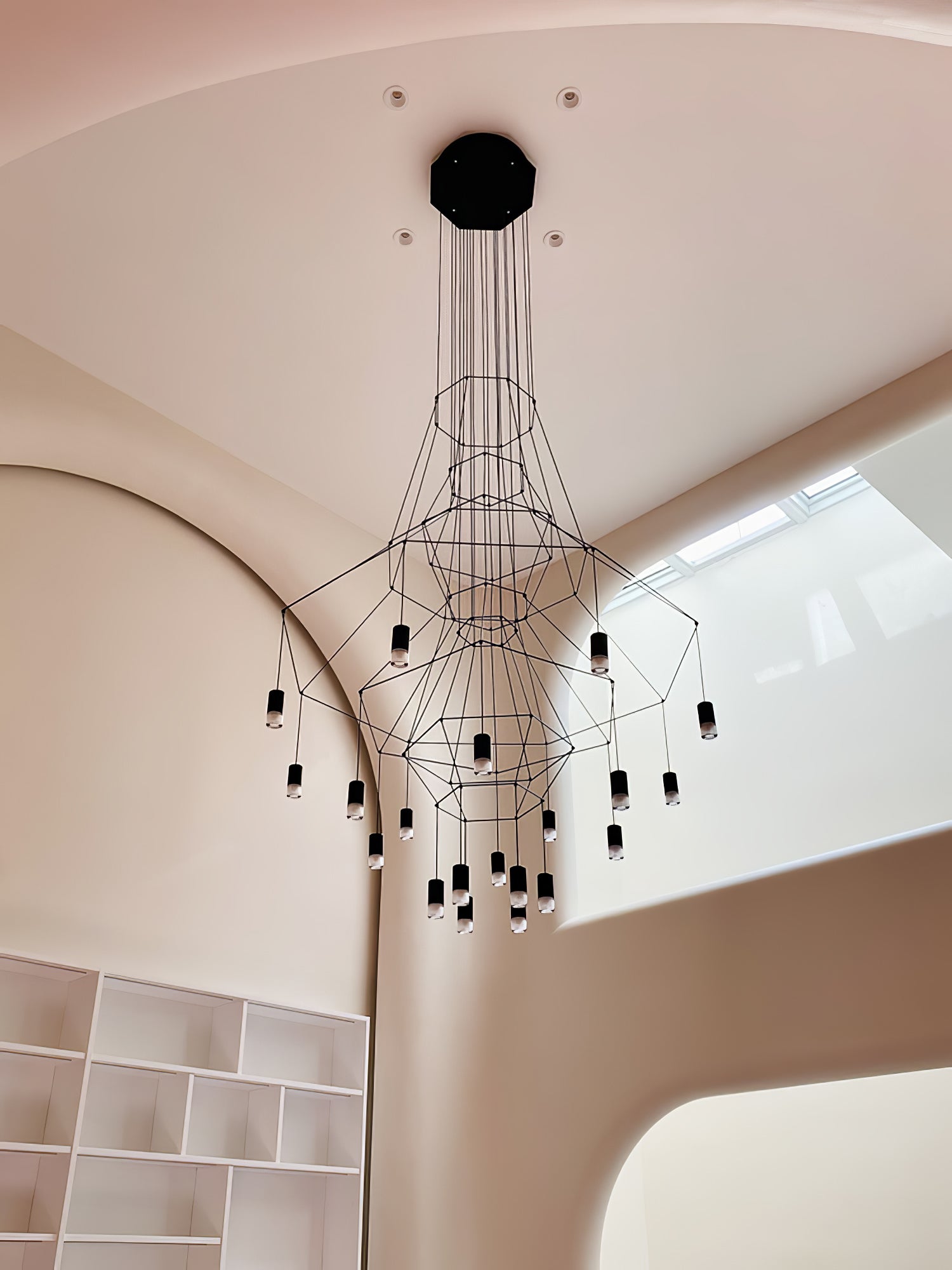 Tevenq Chandelier Lines Black Wireframe LED-Neutral Decor