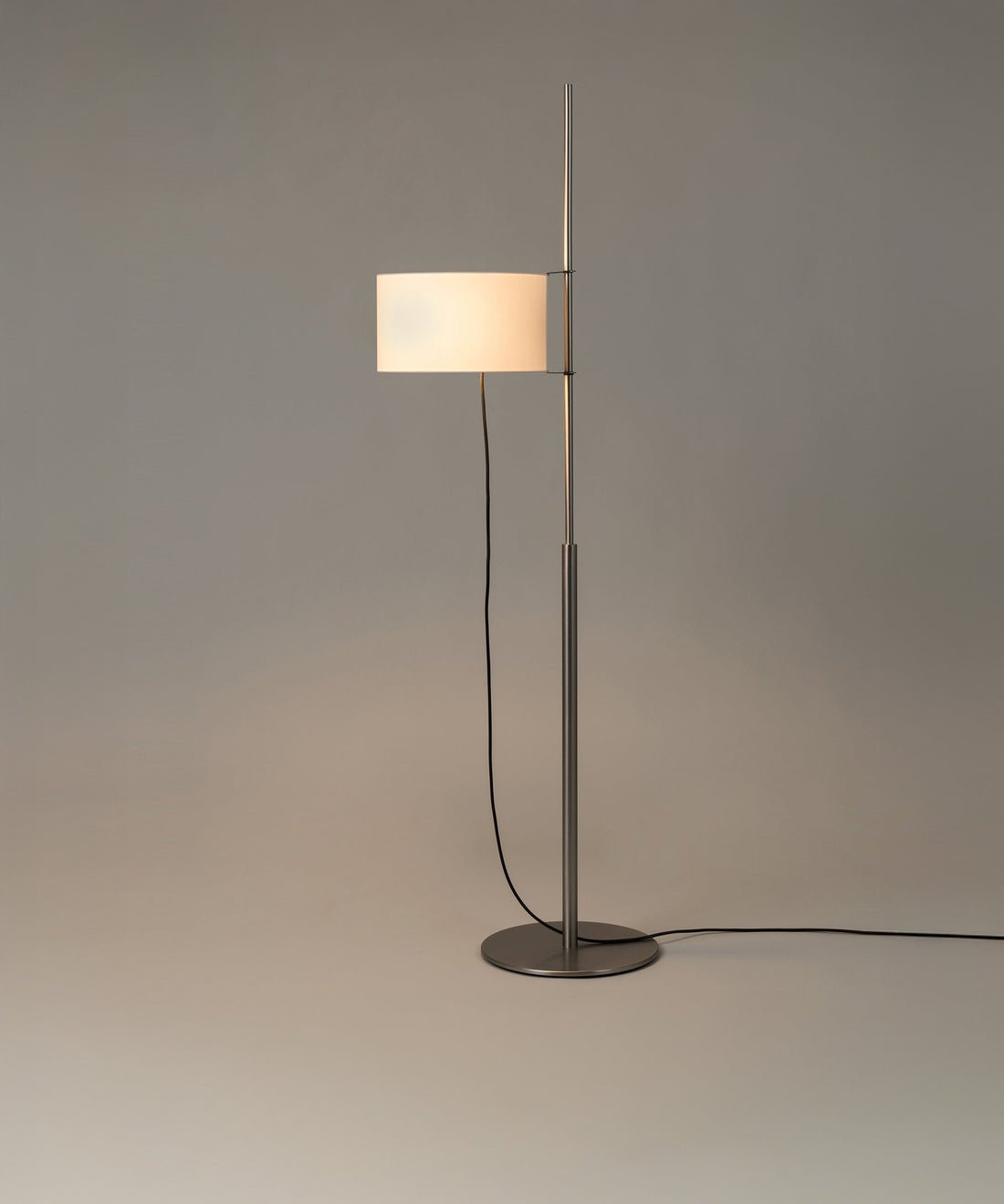Nora Minimalist Floor Lamp-Neutral Decor