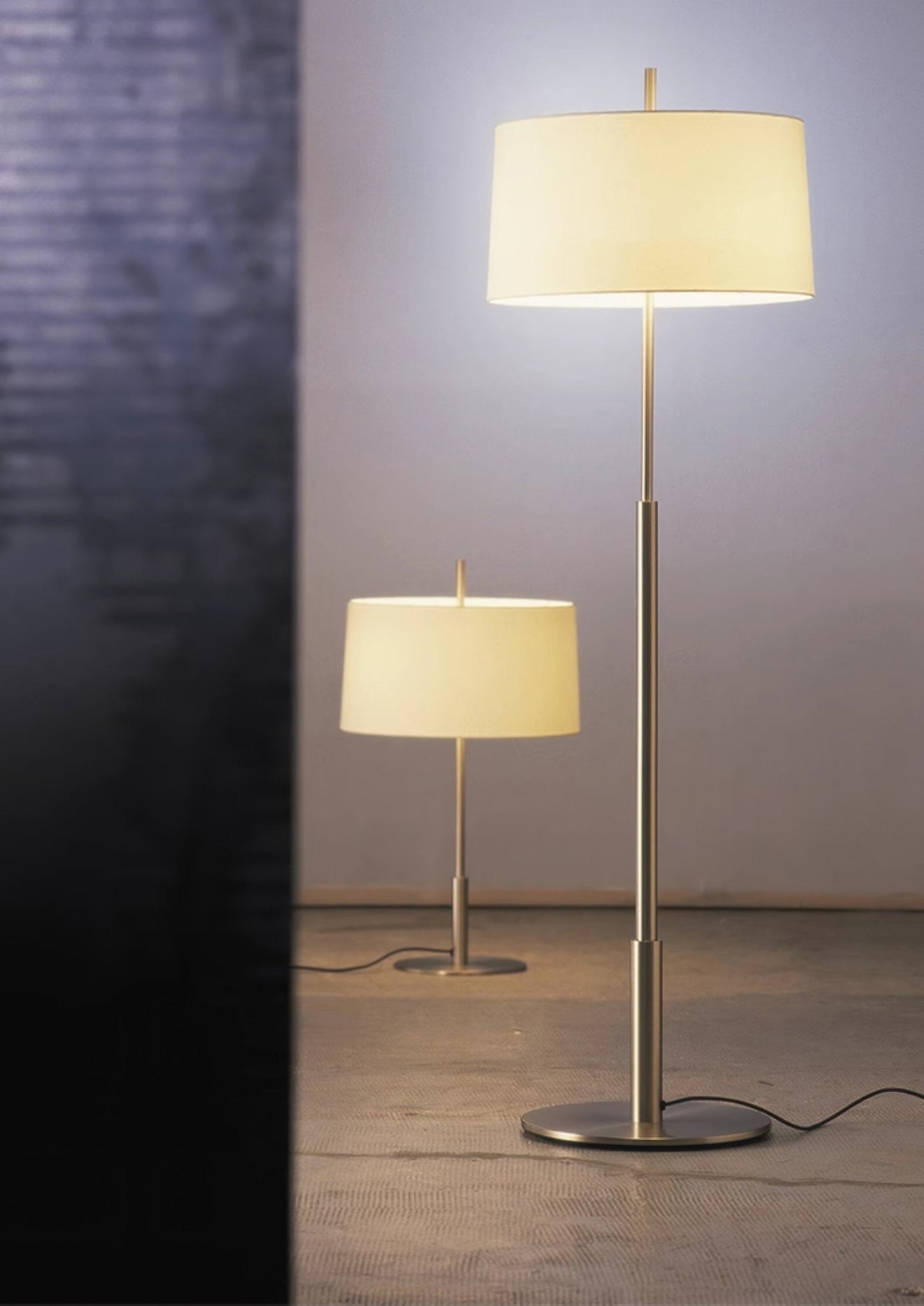 Brooks Minimalist Floor Lamp-Neutral Decor